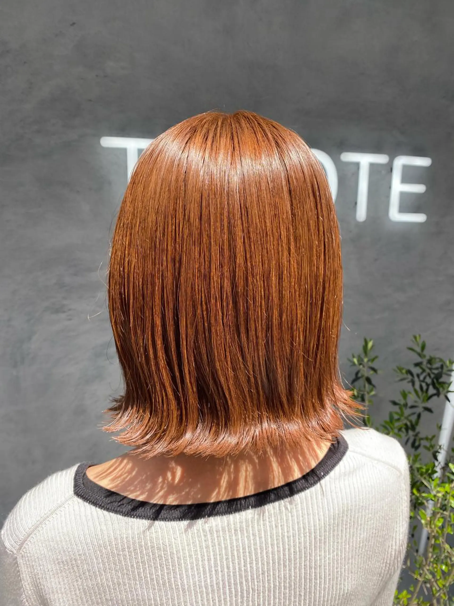 ミディアム カラー ボブ 髪質改善 外ハネヘア カット ヘアカラー tetote天王寺店所属・SHOTA 大人ショートのヘアスタイル