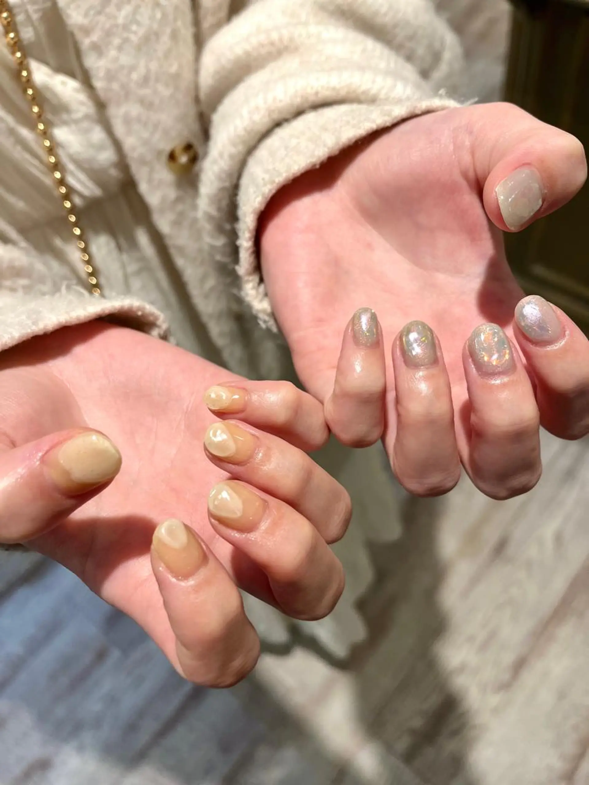 ネイル ハンドネイル une／YUKINA 🫧大人nuanceのネイルデザイン