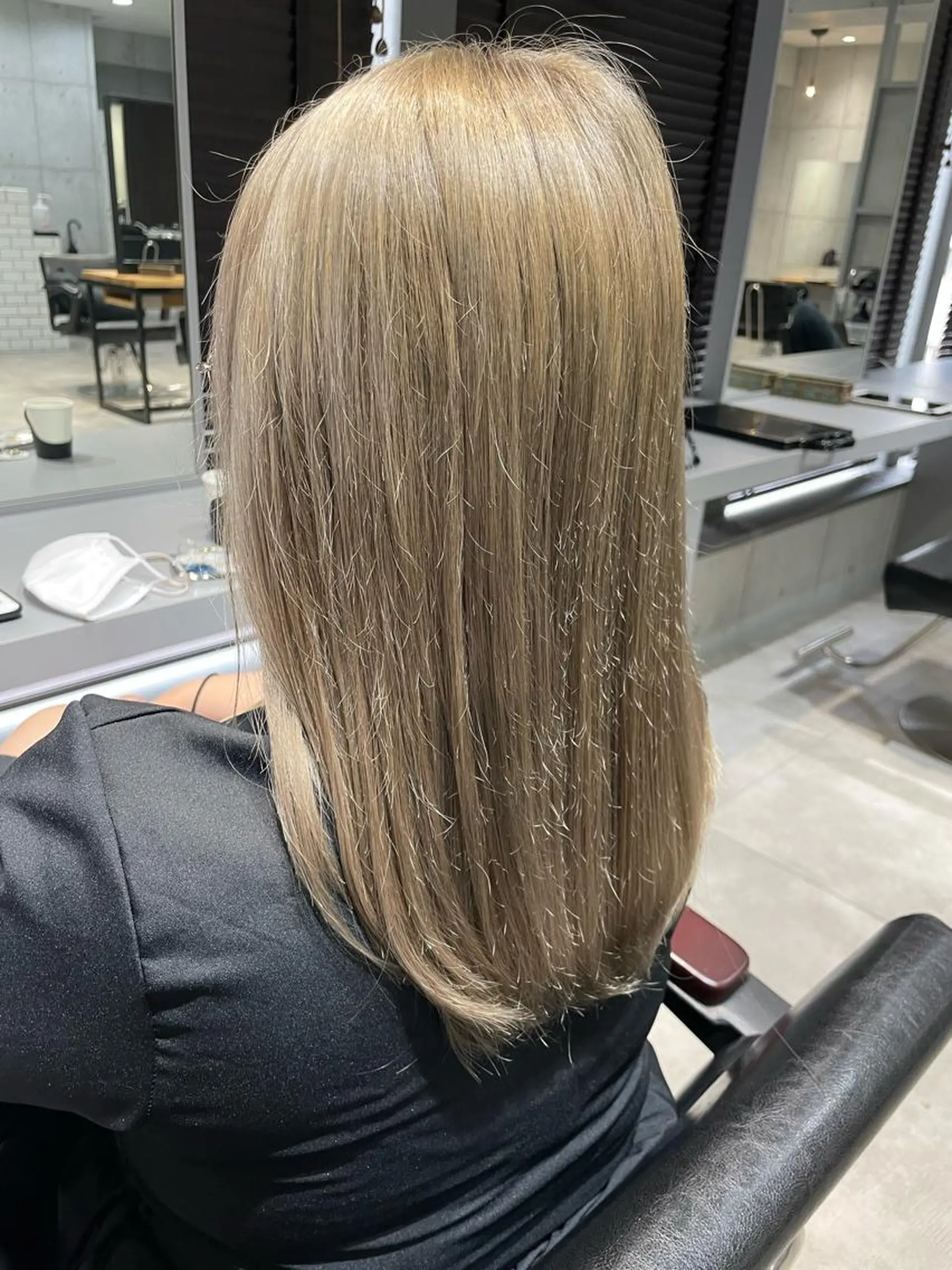 セミロング カラー アッシュ ベージュカラー 😎newi池袋😎 ミタショウタのヘアスタイル