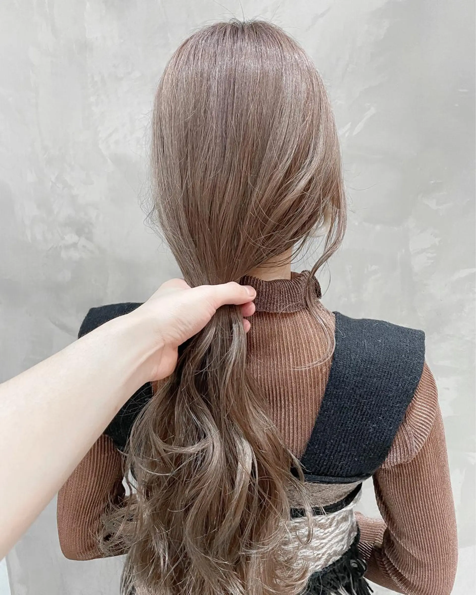 セミロング カラー INTRO.by Fi-Ne所属・韓国ヘア 店長NEGIのヘアスタイル