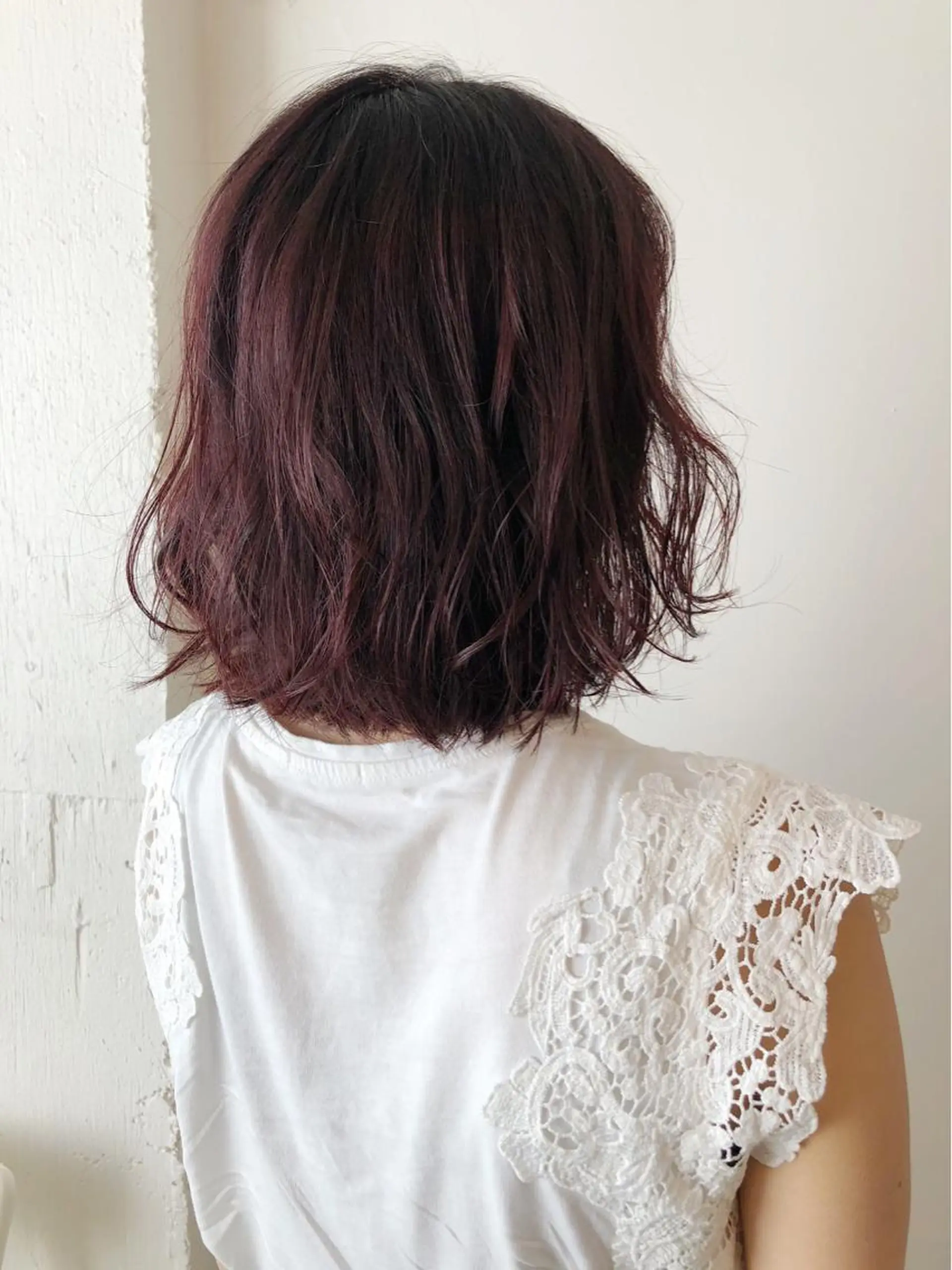 ミディアム カラー 安藤 佑衣のヘアスタイル