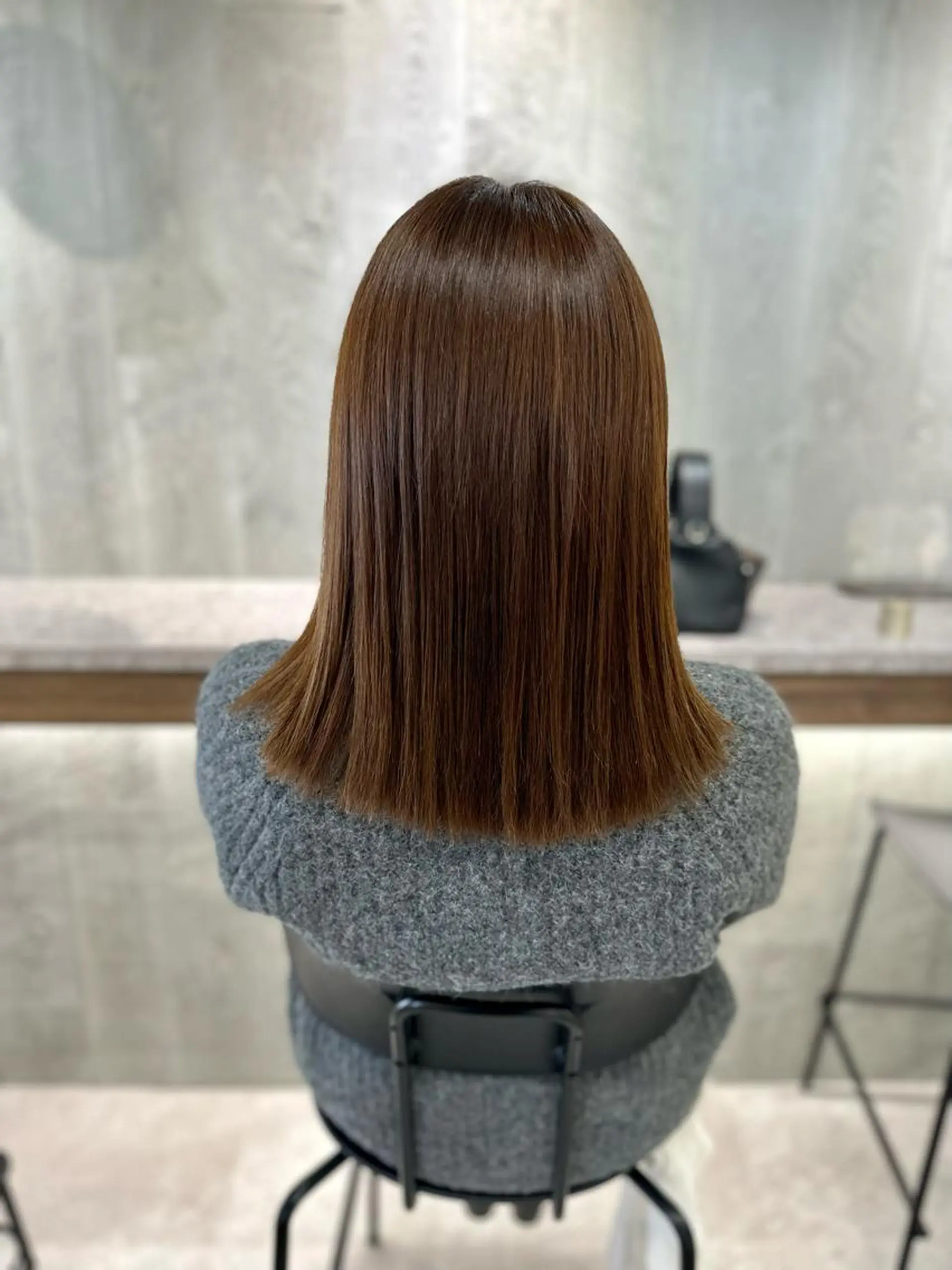 セミロング カット ヘアカラー 縮毛矯正 トリートメント JYO 髪質改善専門家のヘアスタイル