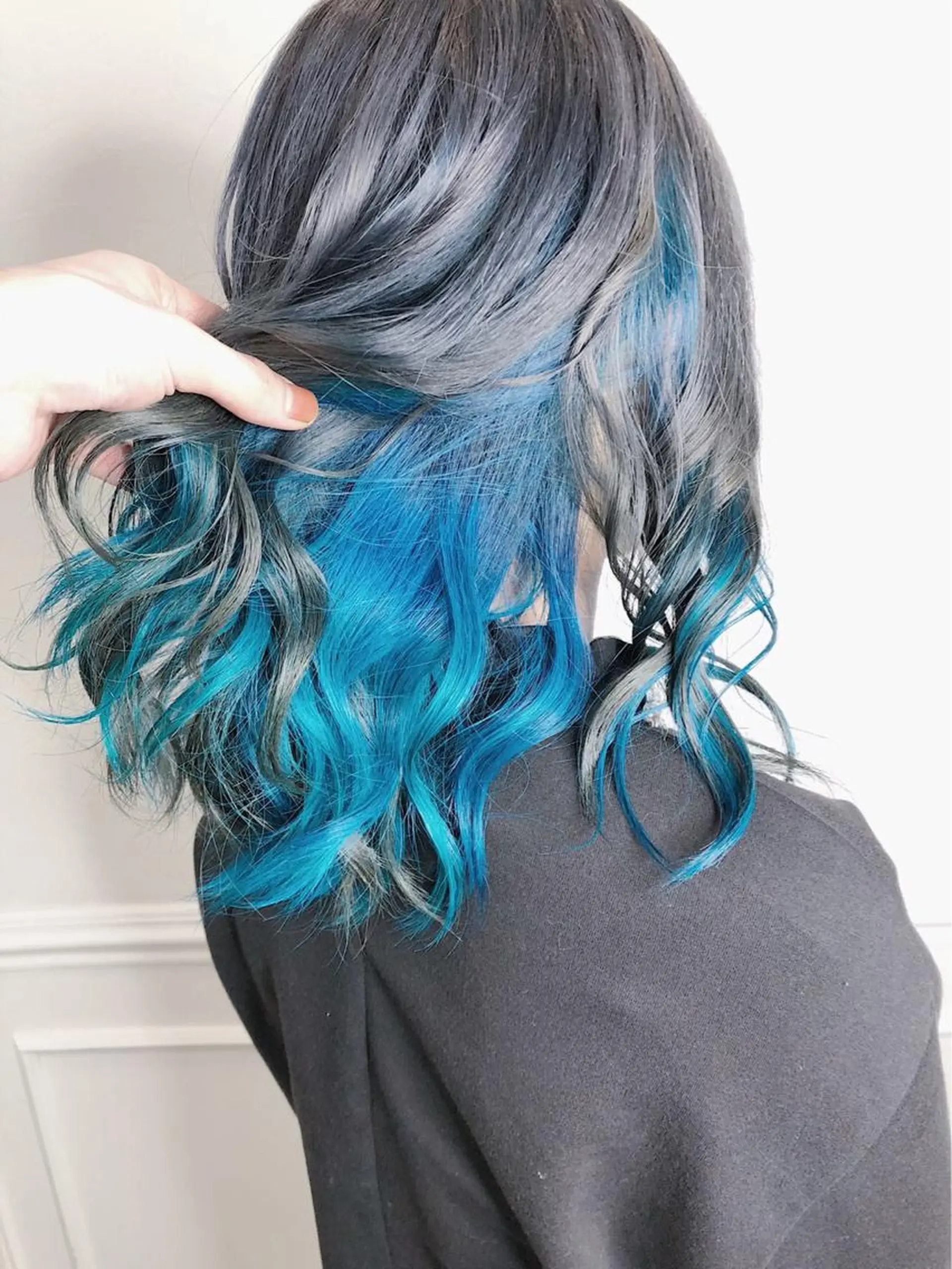 ミディアム カラー ヘアアレンジ 韓国レイヤーカット/ 儚げカラーチナツのヘアスタイル