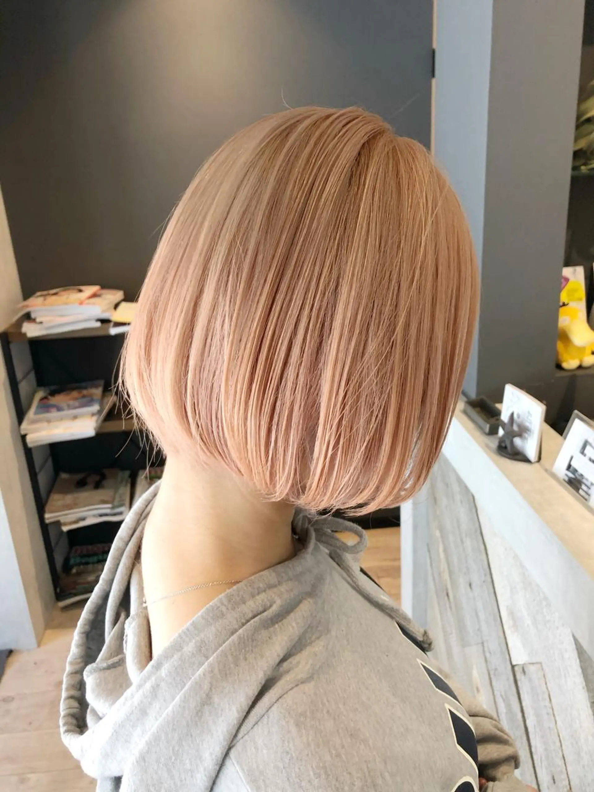 ショート カラー 土谷 敦郎のヘアスタイル