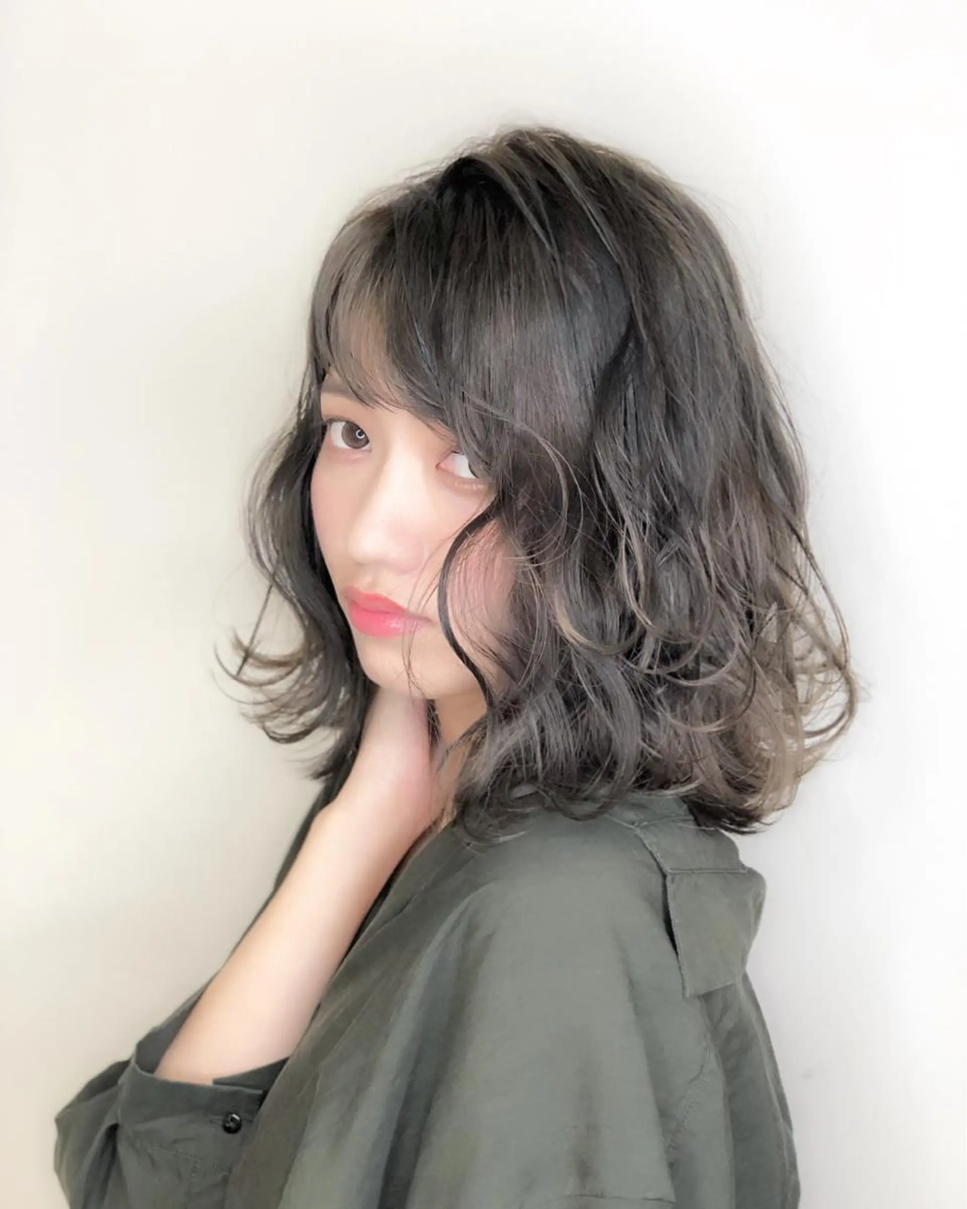 ミディアム ブリーチ/髪質改善 NYNY大久保のヘアスタイル