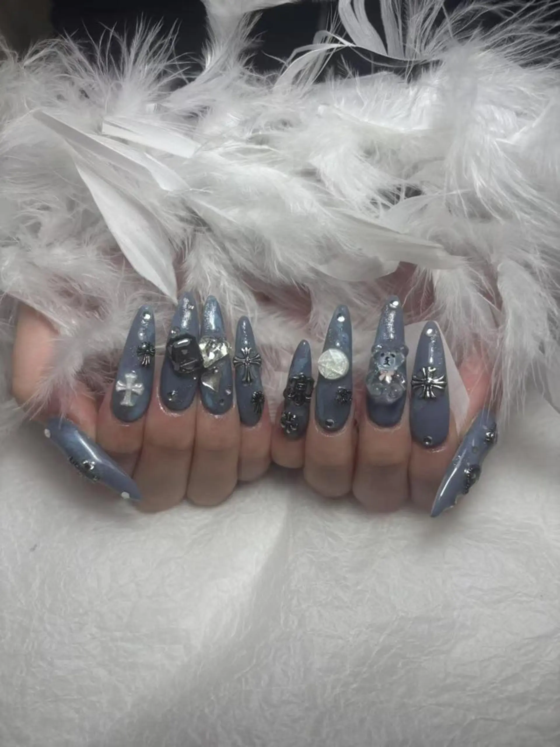 ネイル ハンドネイル DEMAIN- 🌹のネイルデザイン