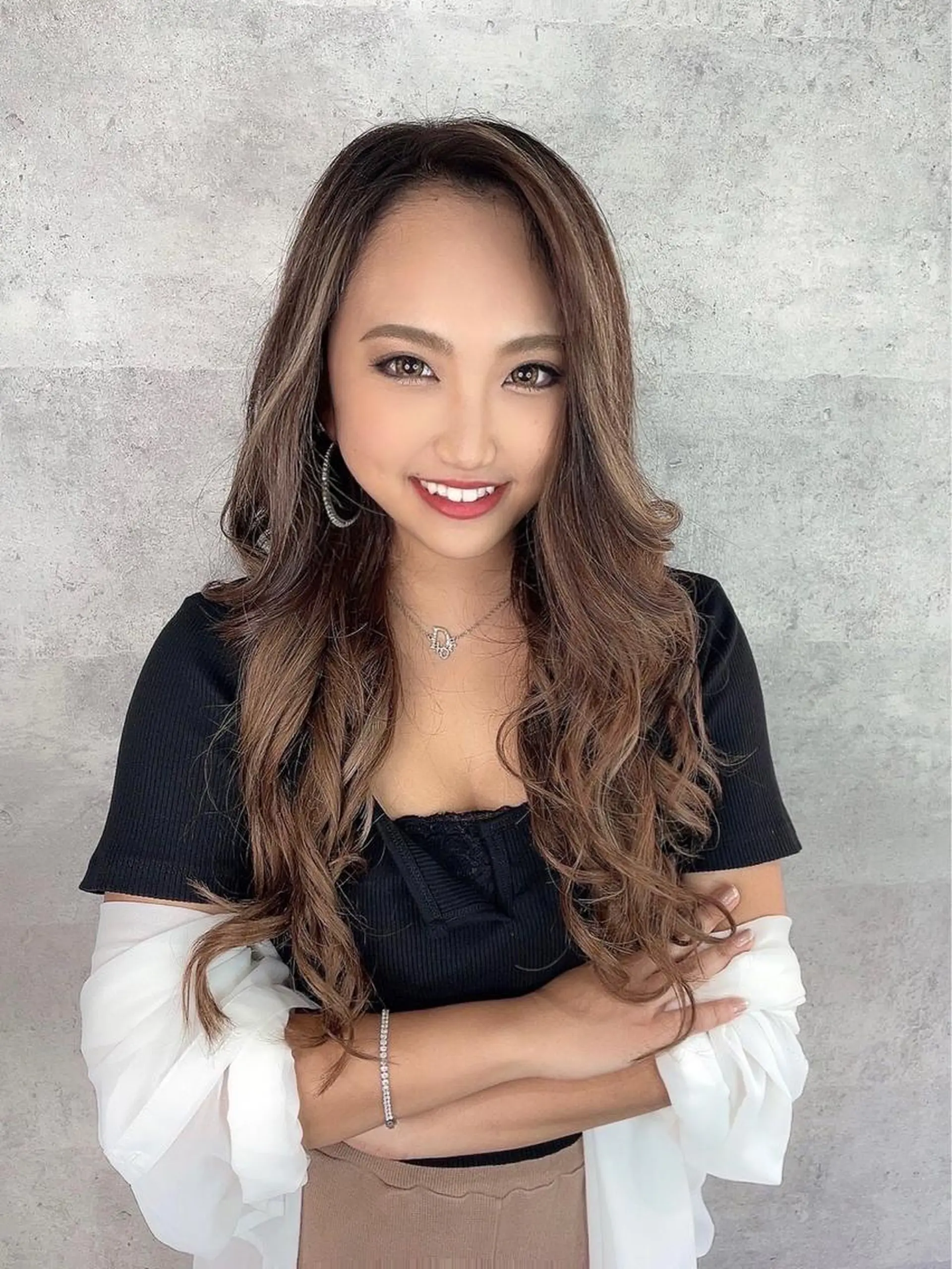 ミディアム カラー ヘアカラー エクステ シールエクステ特化 ハイトーン、NANAのヘアスタイル