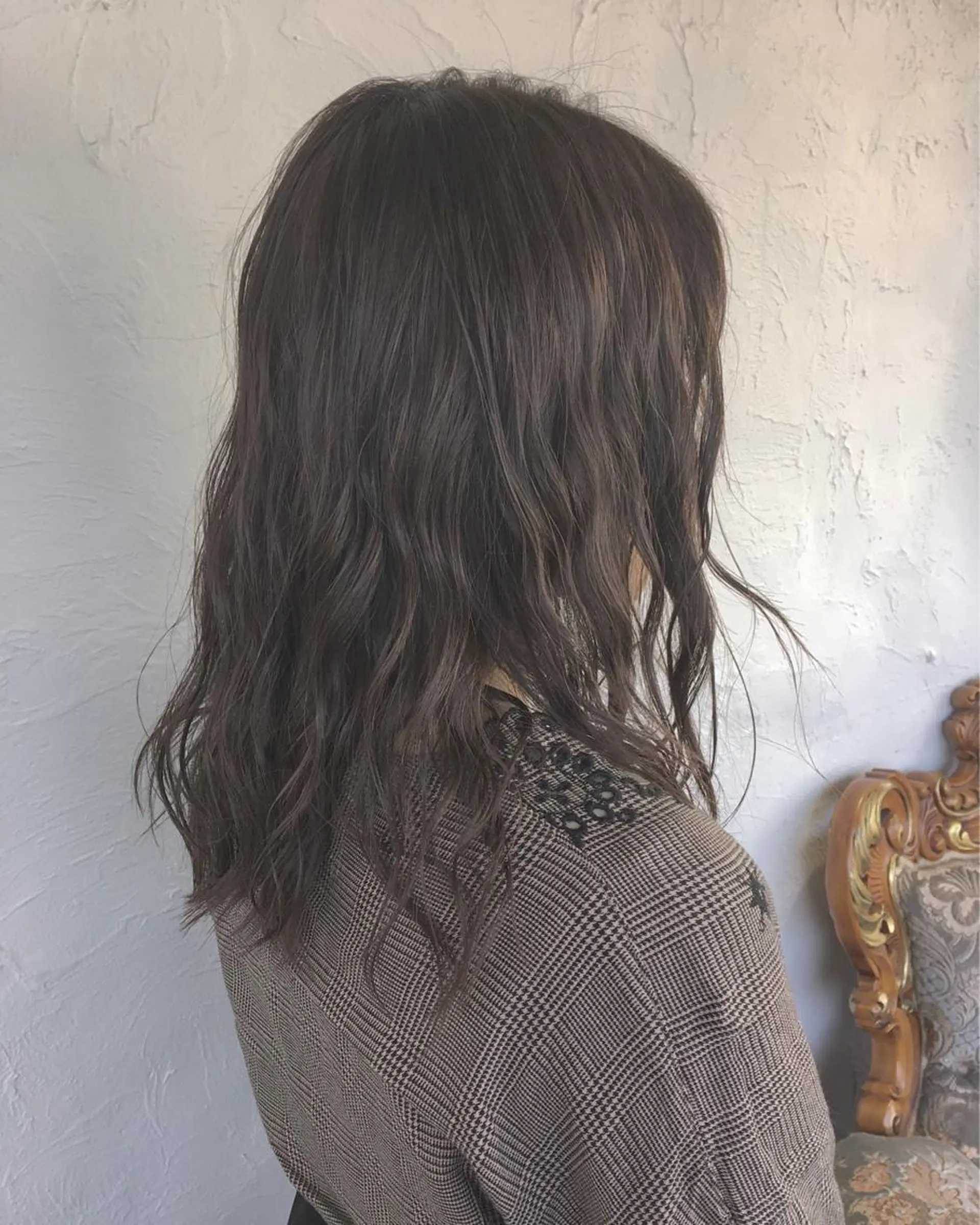 ミディアム カラー ヘアアレンジ アッシュ ベージュカラー エグチ アキラのヘアスタイル