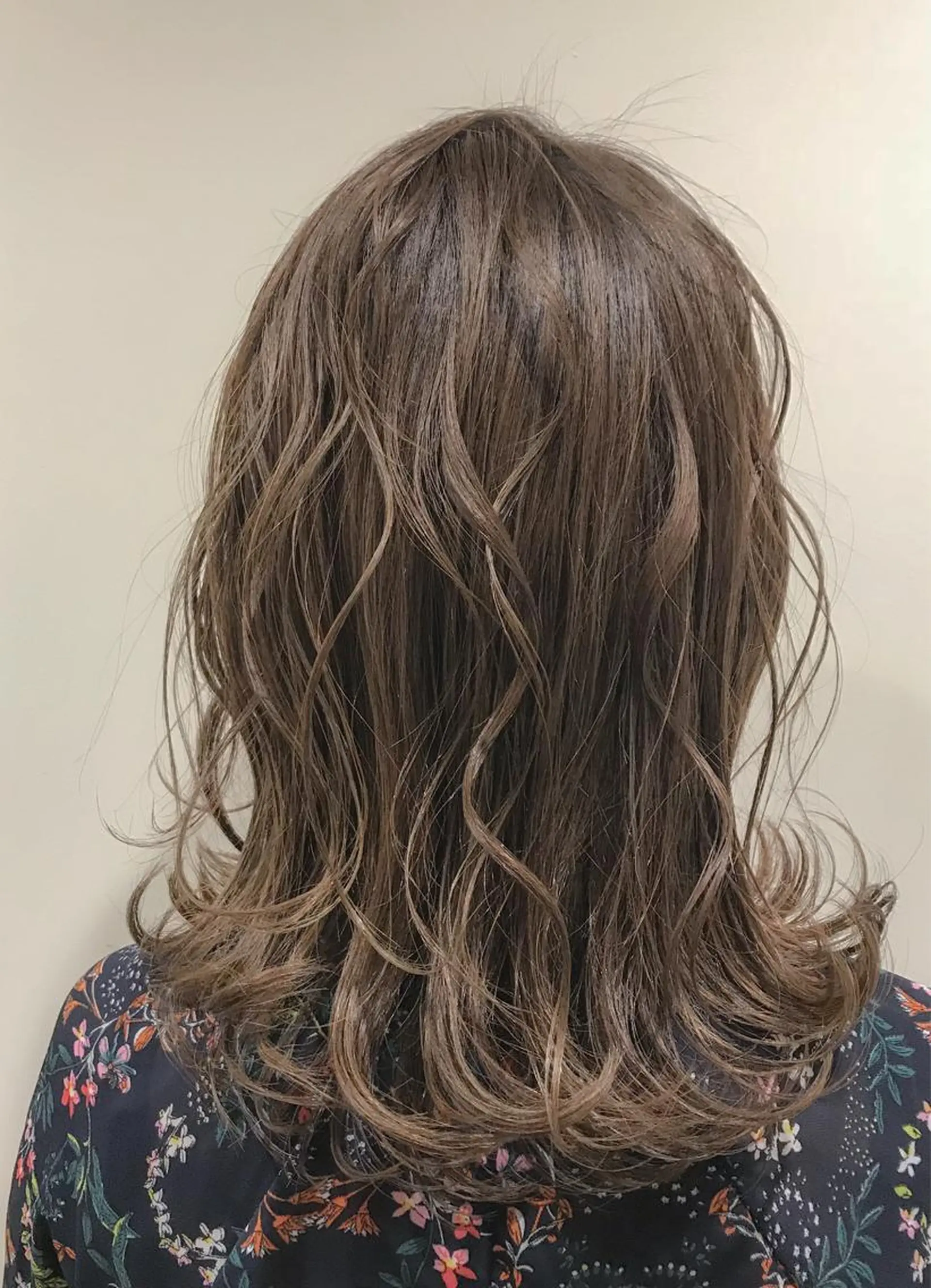 ミディアム カラー NICHE HAIR所属・🤎NICHE 🤎 🌈坂口拓斗🌈のヘアスタイル