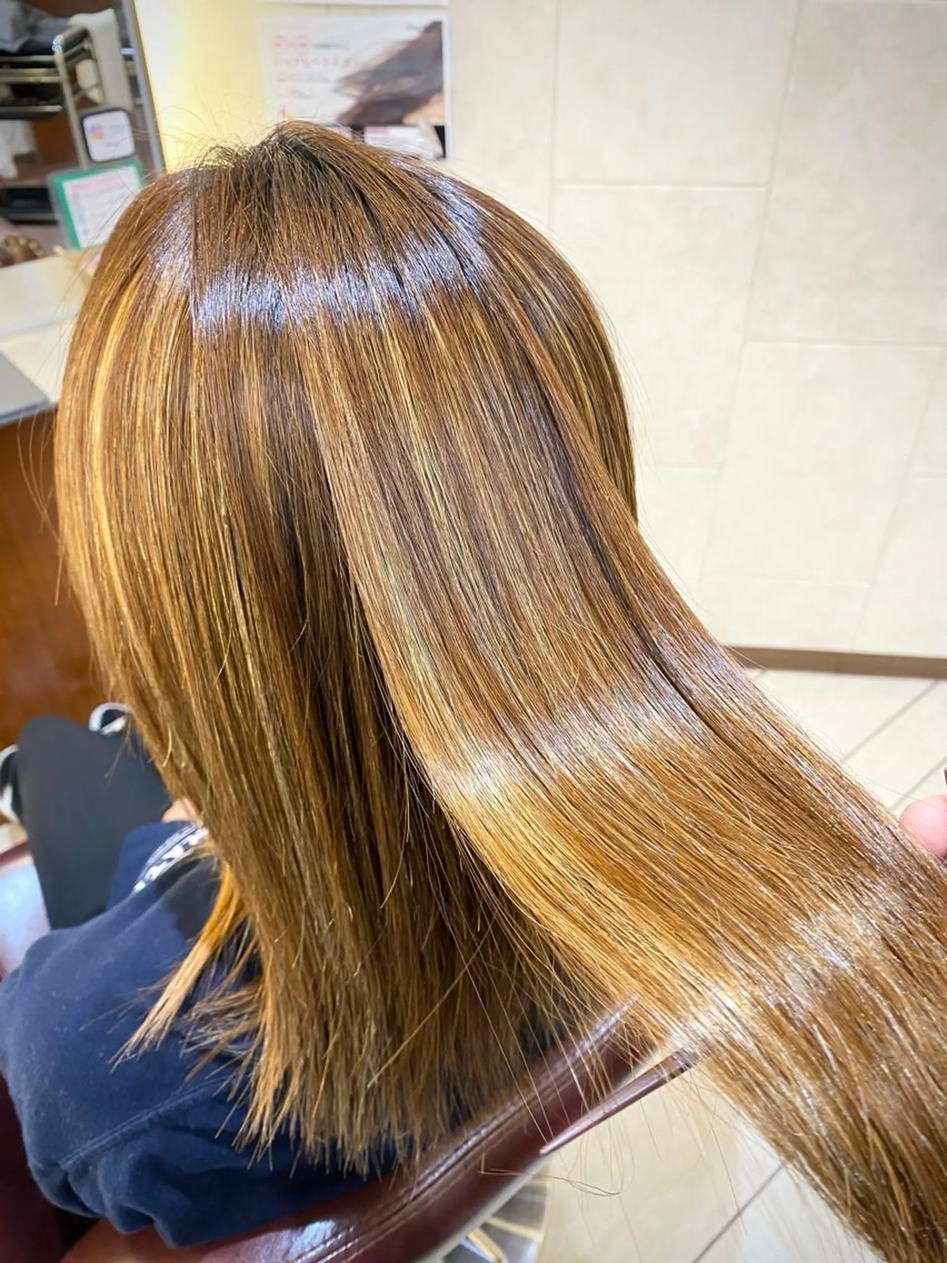 セミロング ハイライト 髪質改善 縮毛矯正 酸性ストレート Beauty studio RaiRa所属・RaiRa/ 今澄紀仁のヘアスタイル