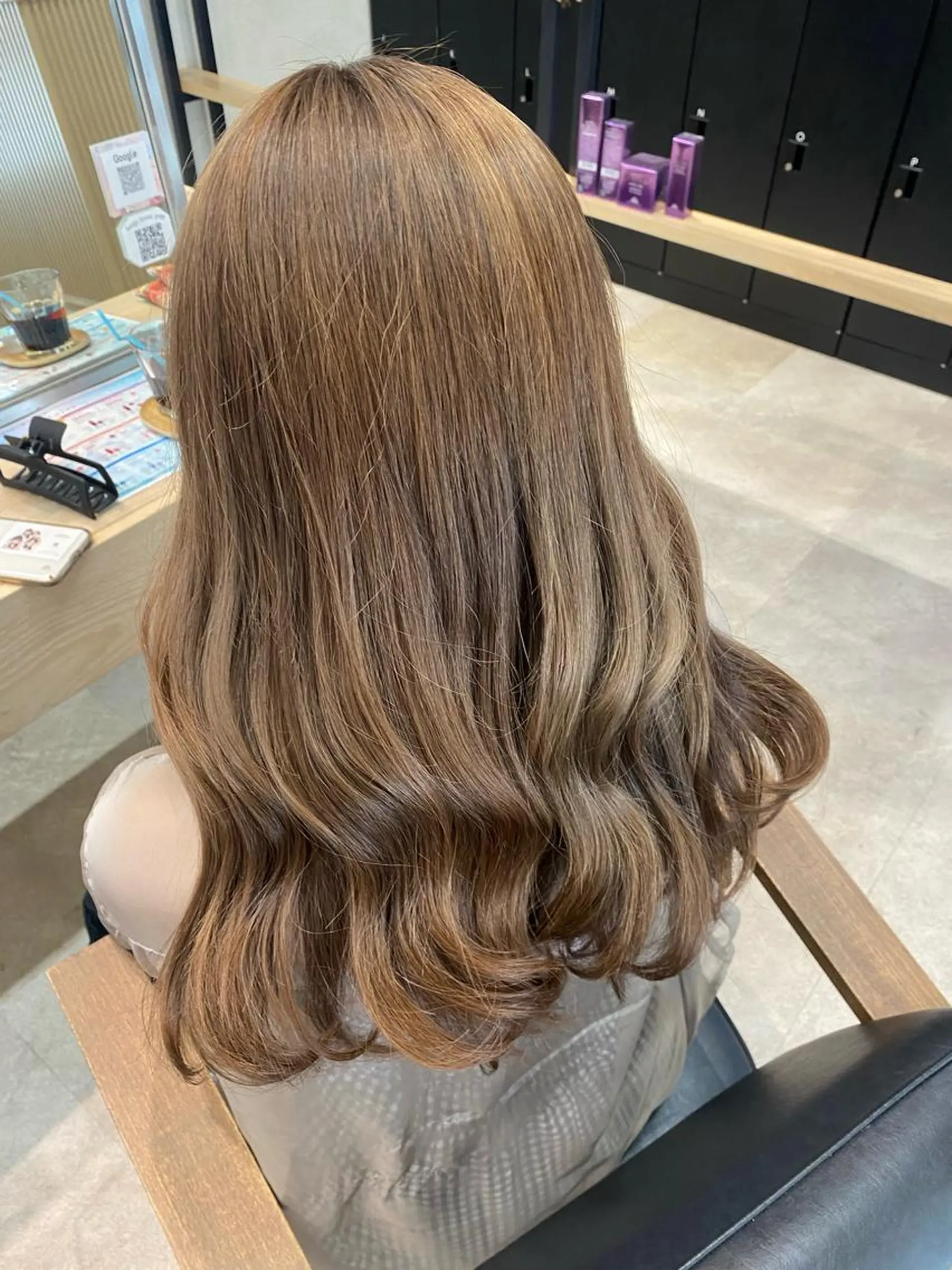 ロング Misaki ║ツヤカラーのヘアスタイル