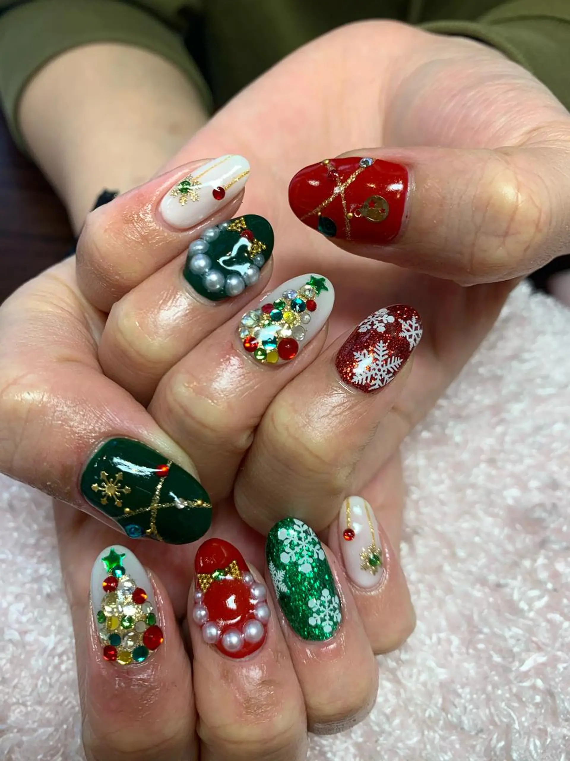 ネイル ASPILEAF所属・アスピリーフ さとみのマツエク・マツパデザイン