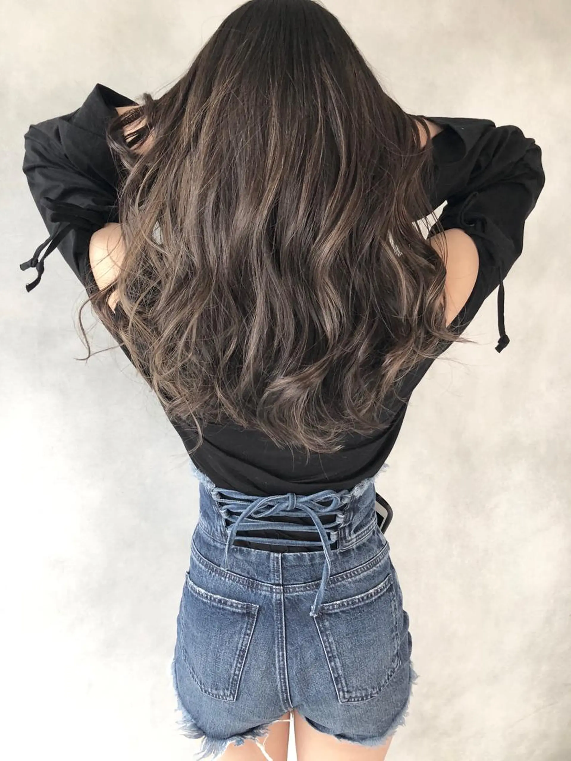 ロング ハイライト 小澤大輔 YOLO hairのヘアスタイル