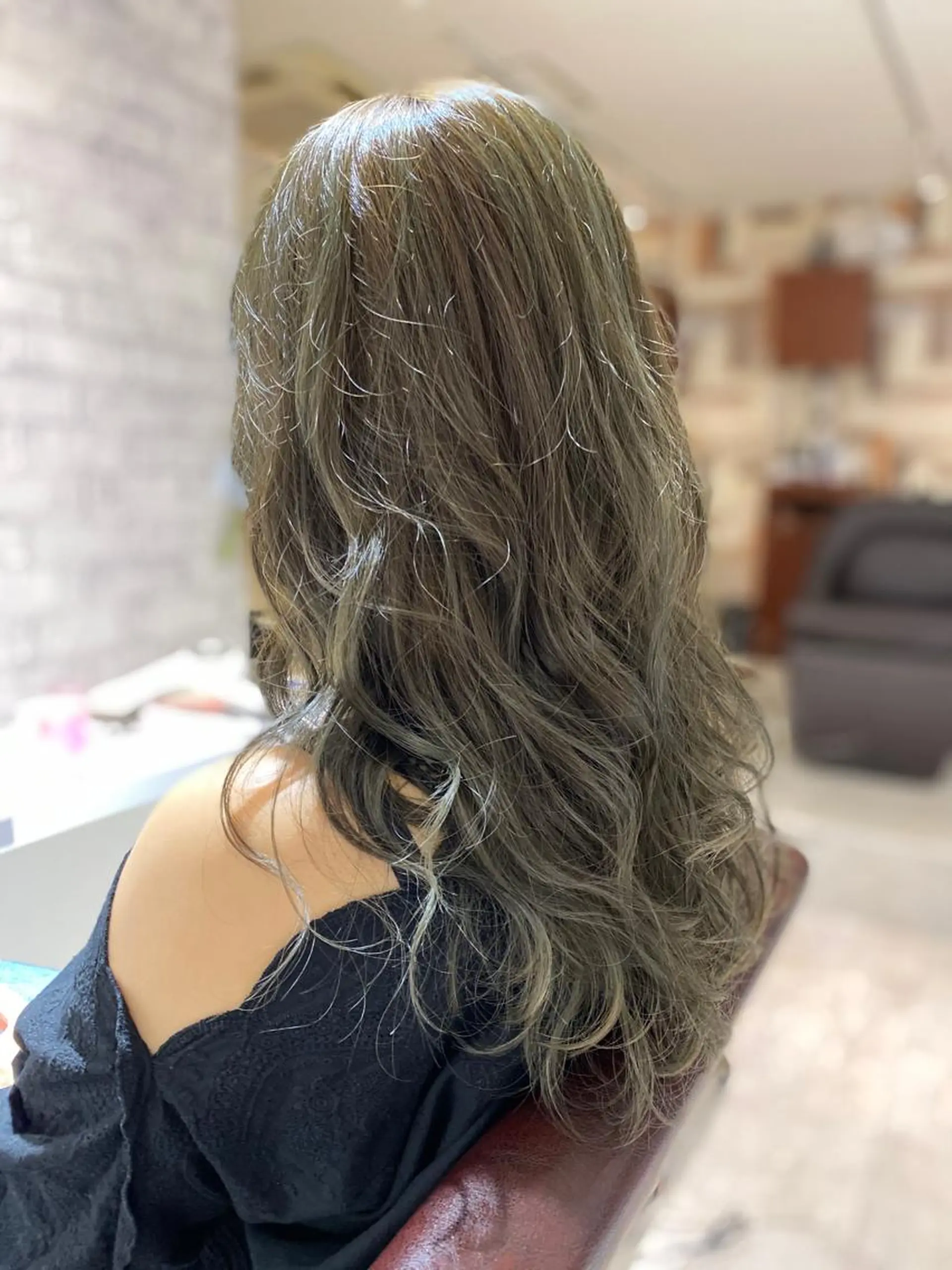 ロング カット ヘアカラー トリートメント ［パサつき改善］＊ 髪質改善ケアサロン＊のヘアスタイル