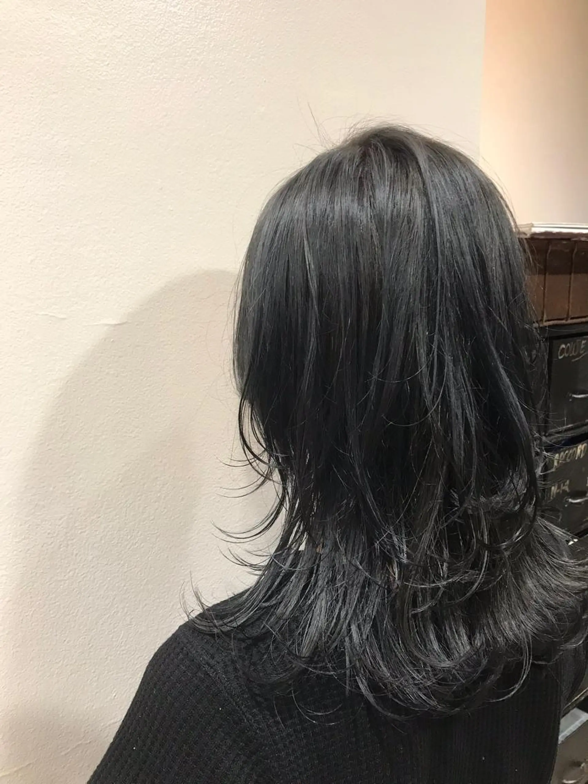 セミロング カラー アッシュ アッシュグレー カット ヘアカラー トリートメント 山崎 澪 レイヤーカット/大宮のヘアスタイル