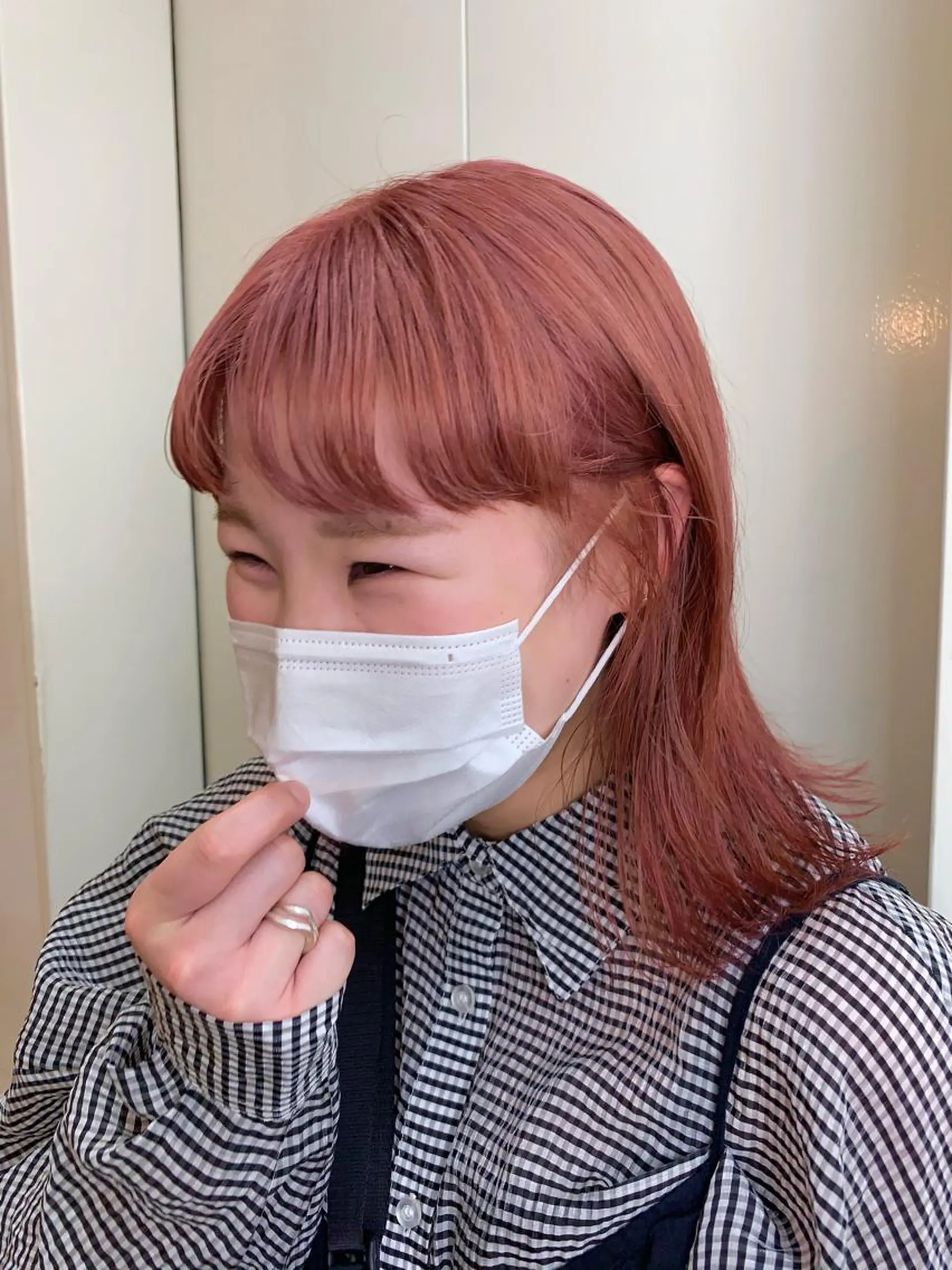 ミディアム カラー ハイトーンカラー オレンジ ピンクカラー 桃果 momokaのヘアスタイル