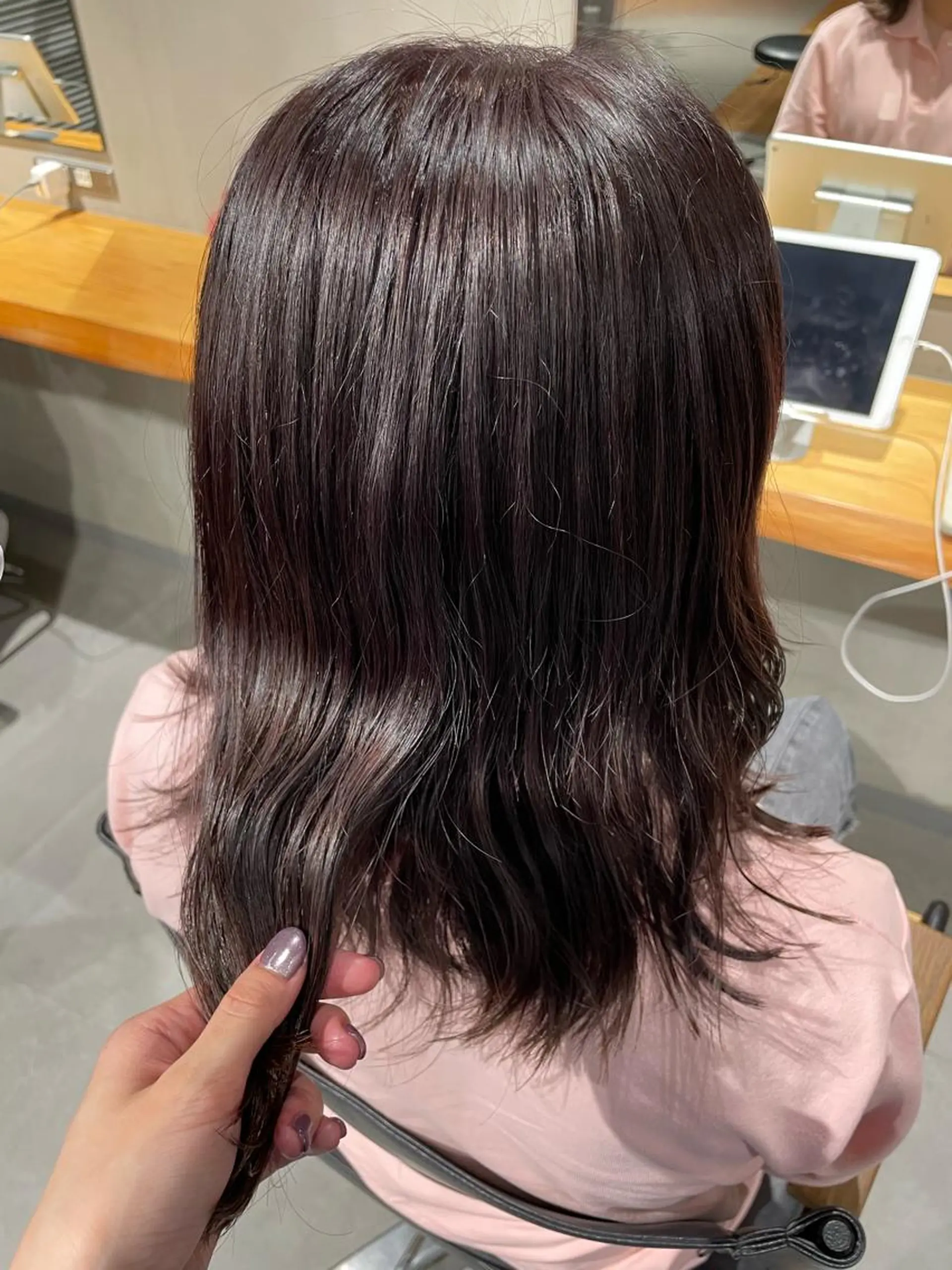 ミディアム Nikiita リコのヘアスタイル