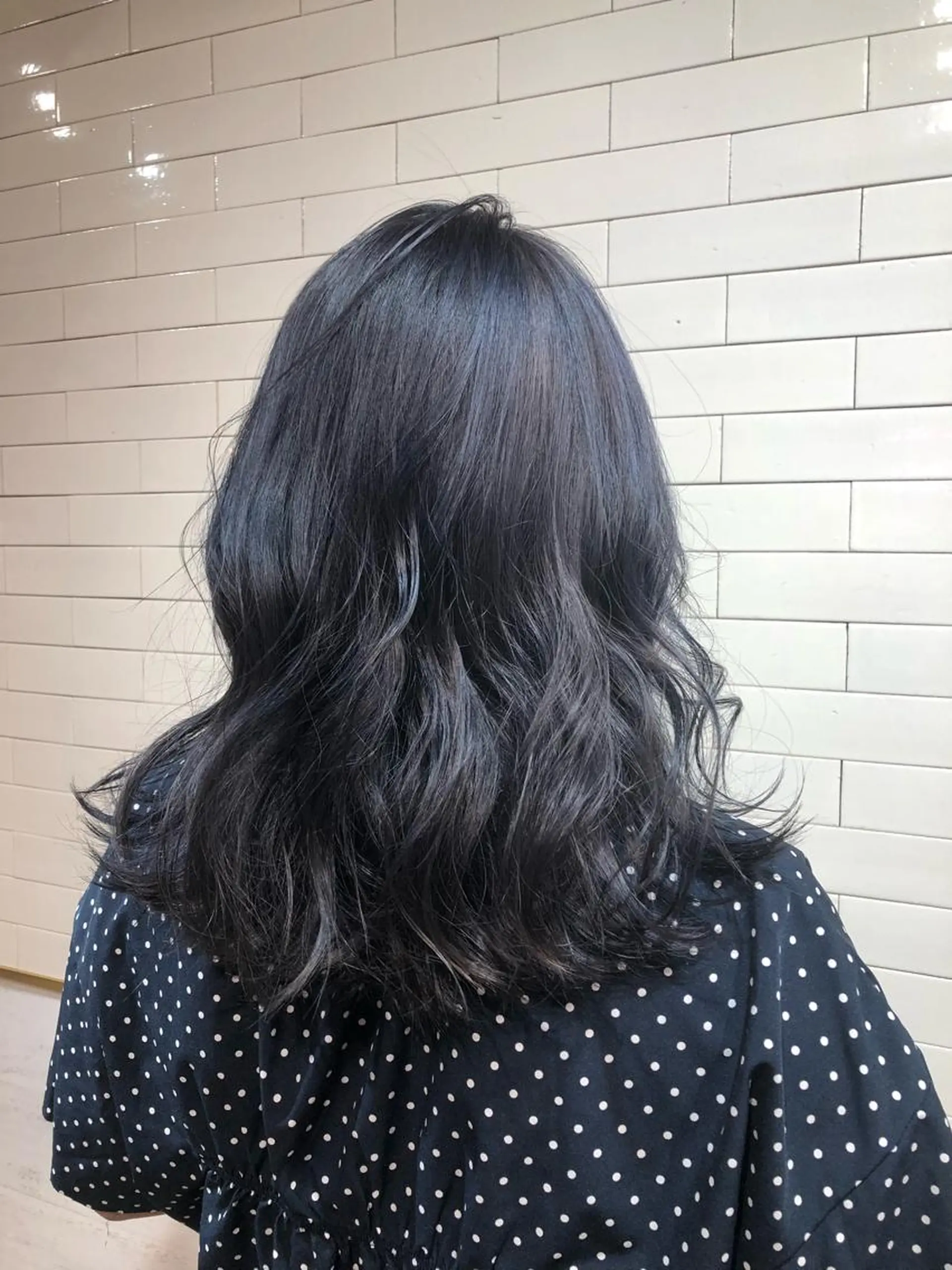 セミロング 🤍髪質改善➕透明感 カラー🤍川上葵のヘアスタイル