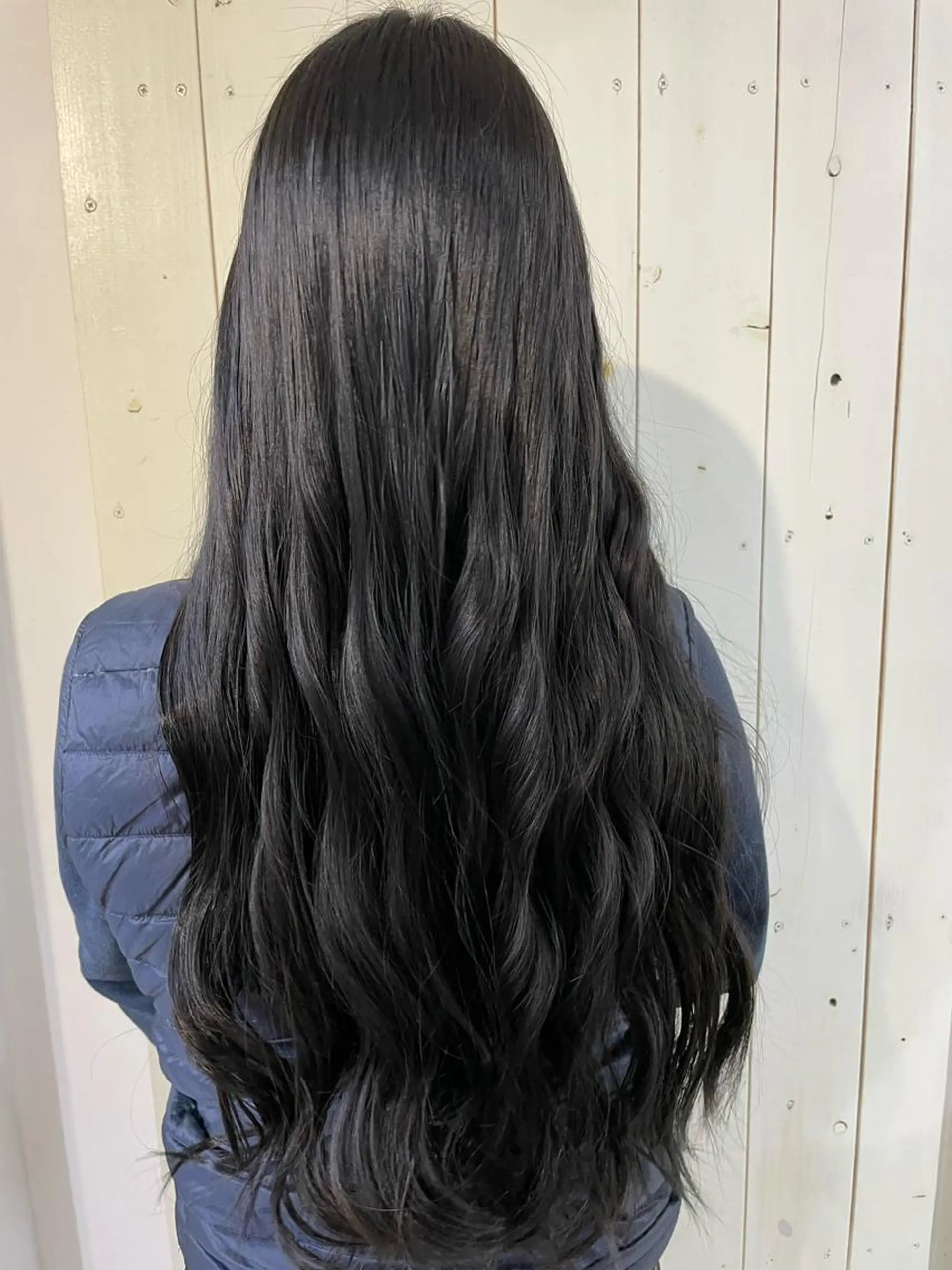 ロング カラー 黒髪 ブルーカラー ブルーブラック ヘアカラー 坪井 拓海のヘアスタイル