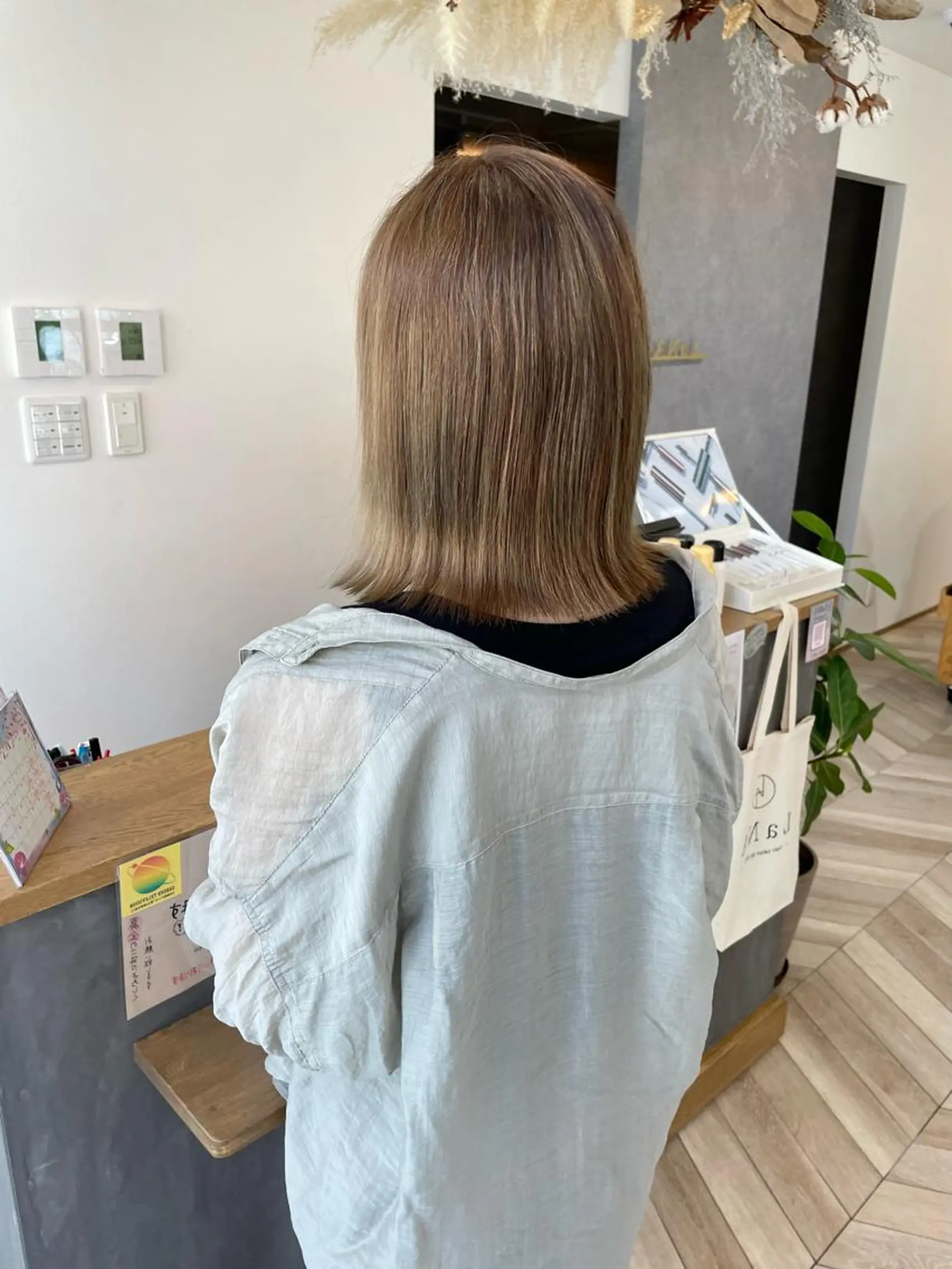 ミディアム 永井 瑞穂のヘアスタイル