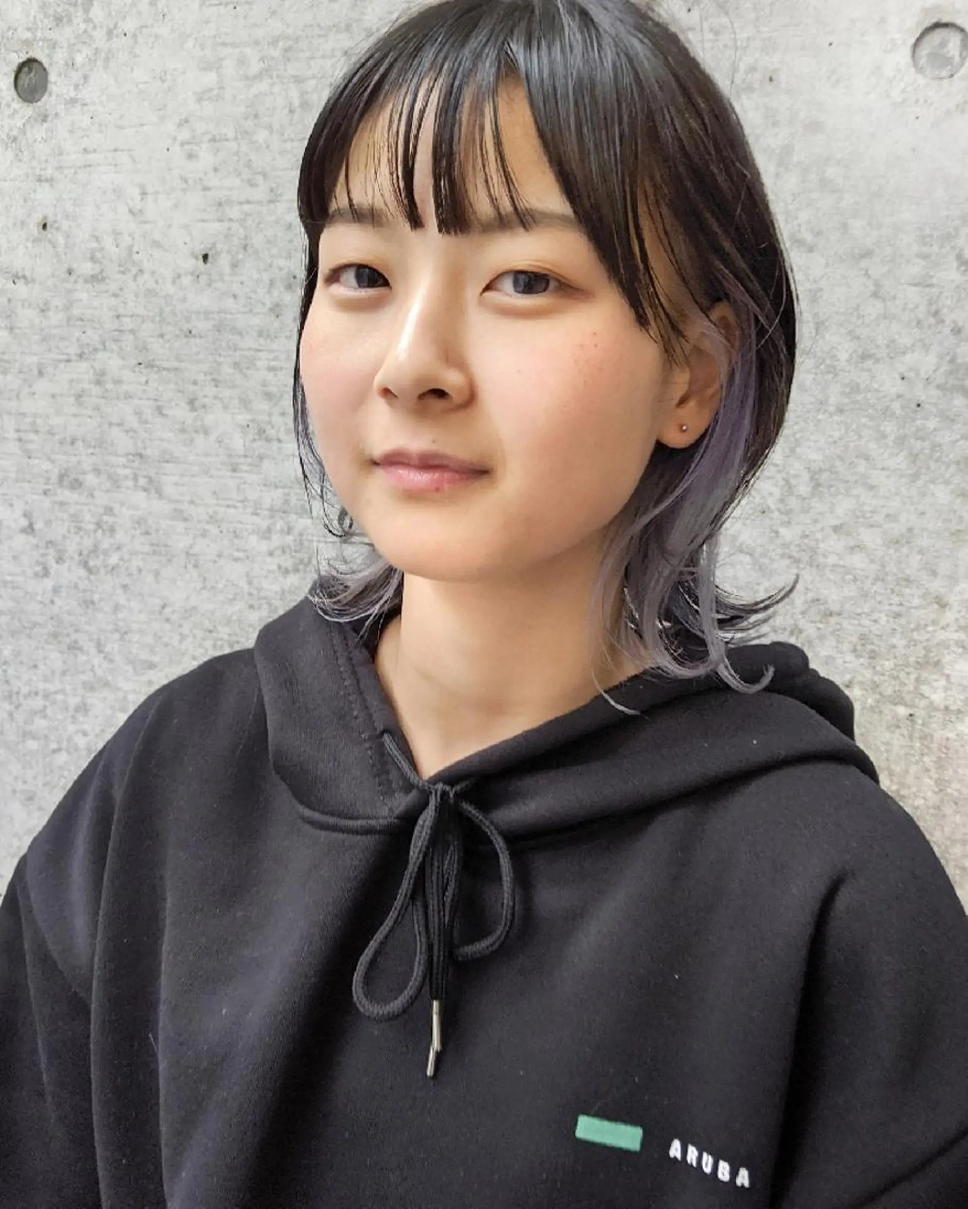 ミディアム パープルカラー ボブ くびれヘア 南堀江 möwen ( メーヴェ )所属・mowen RUIのヘアスタイル