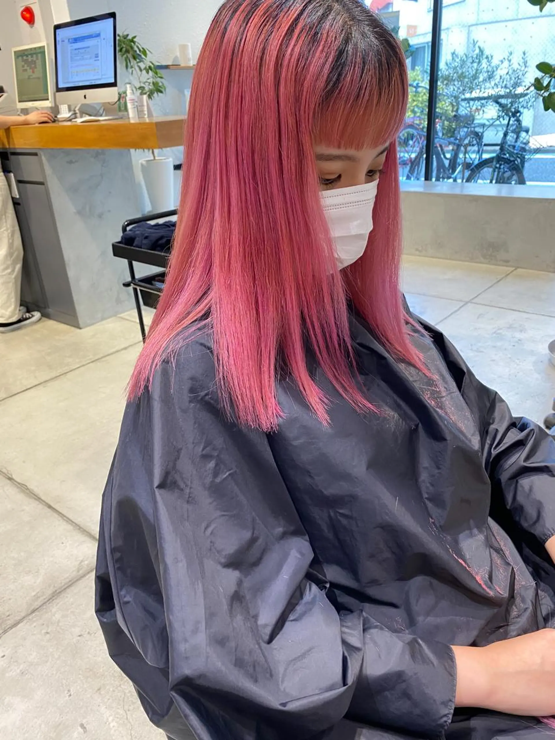 セミロング カラー パーマ ヘアアレンジ メンズ キッズ ネイル マツエク・マツパ メンズブリーチ ブリーチ ピンクカラー カラーマツエク ピンク パーマスタイル🔅 sayacaのヘアスタイル