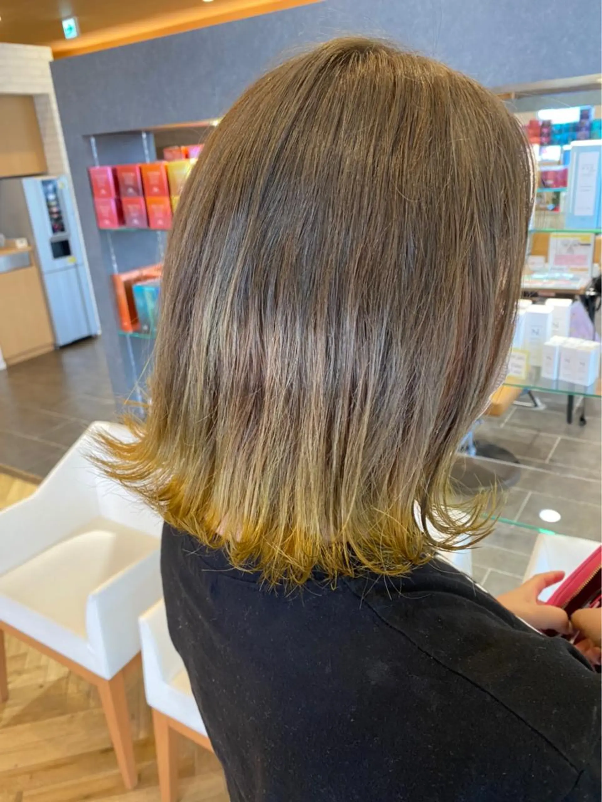 ミディアム 尾崎 優也のヘアスタイル