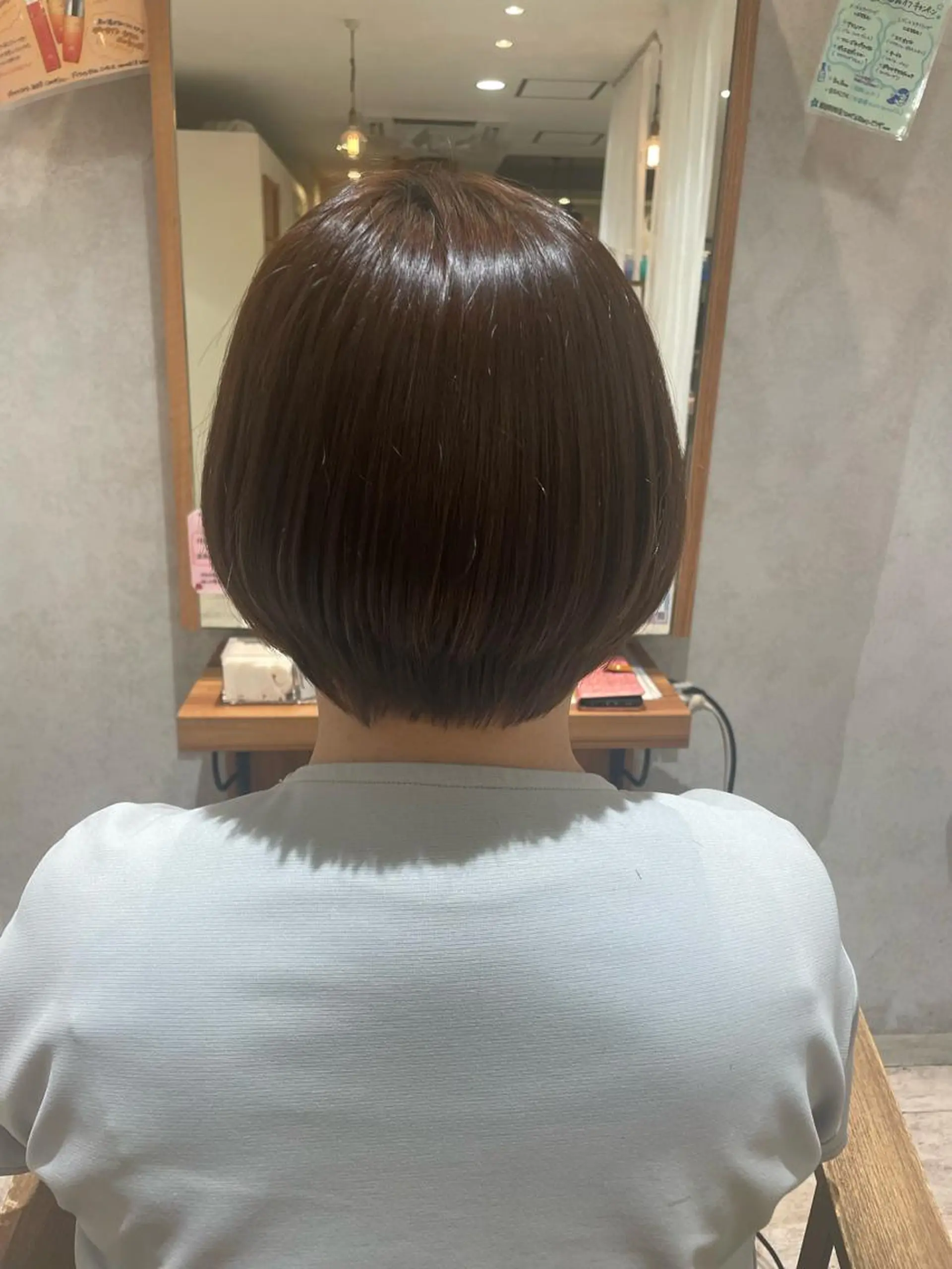 ショート 小川 夏生のヘアスタイル