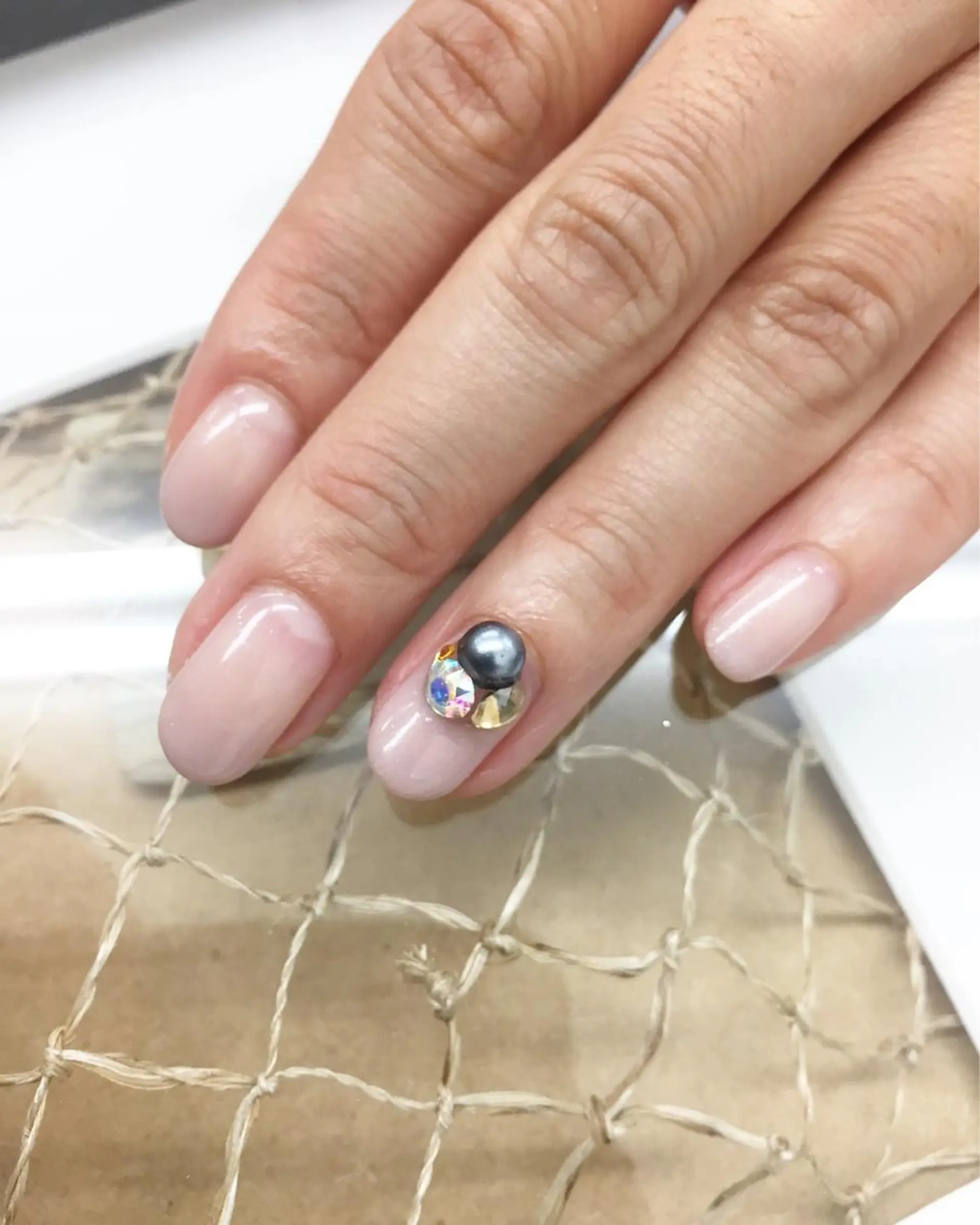 ネイル グラデーション キラキラネイル ストーンネイル 703nail　高砂 直美のネイルデザイン