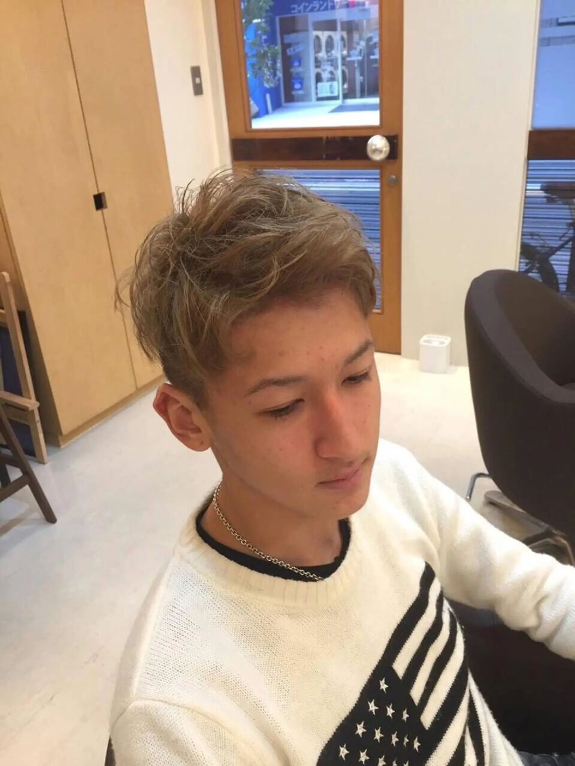 ショート モトエ ジュニアスタイリストのヘアスタイル