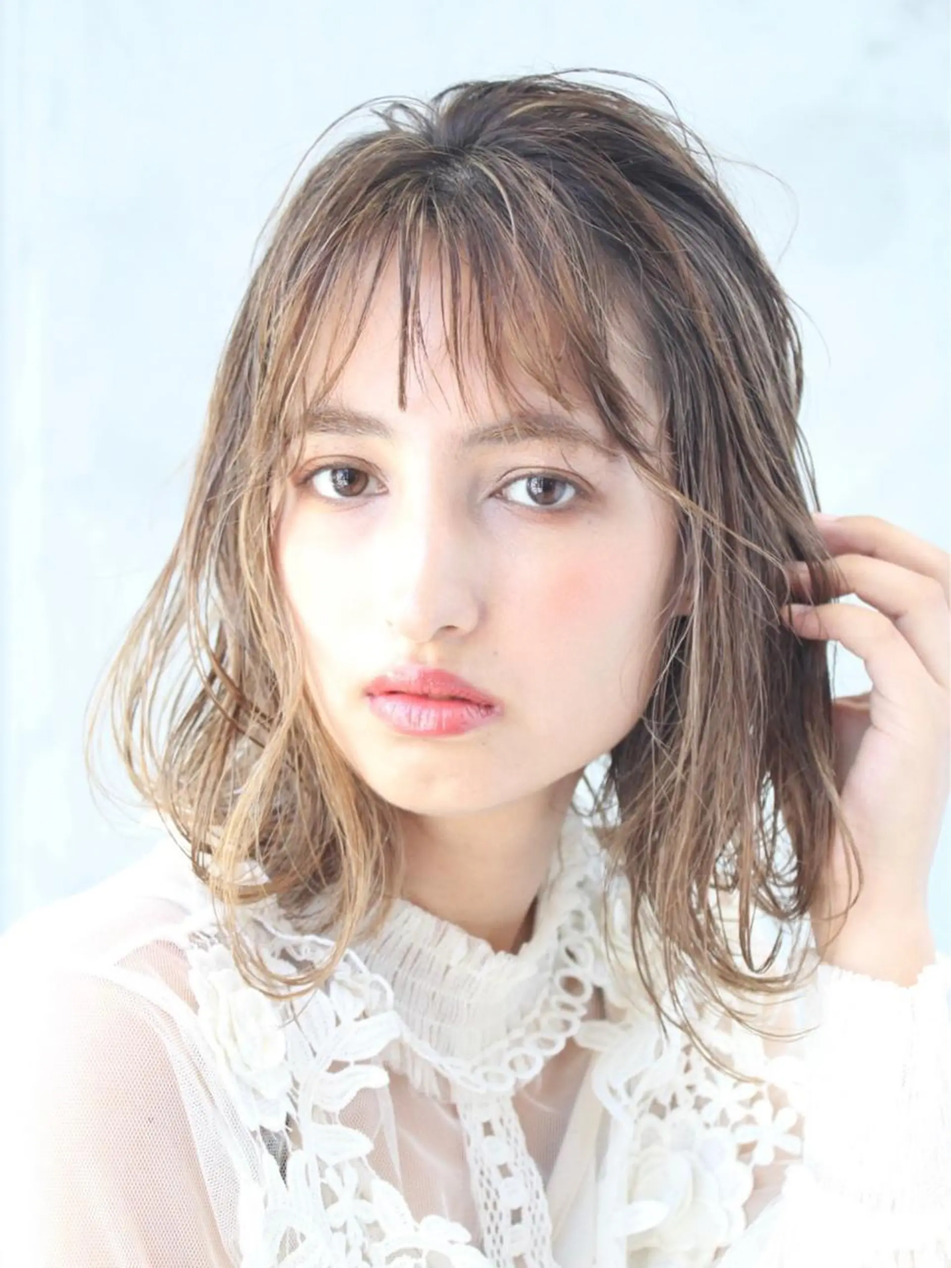 ミディアム カラー 🉐レイヤー/塩見 弘樹🉐渋谷のヘアスタイル