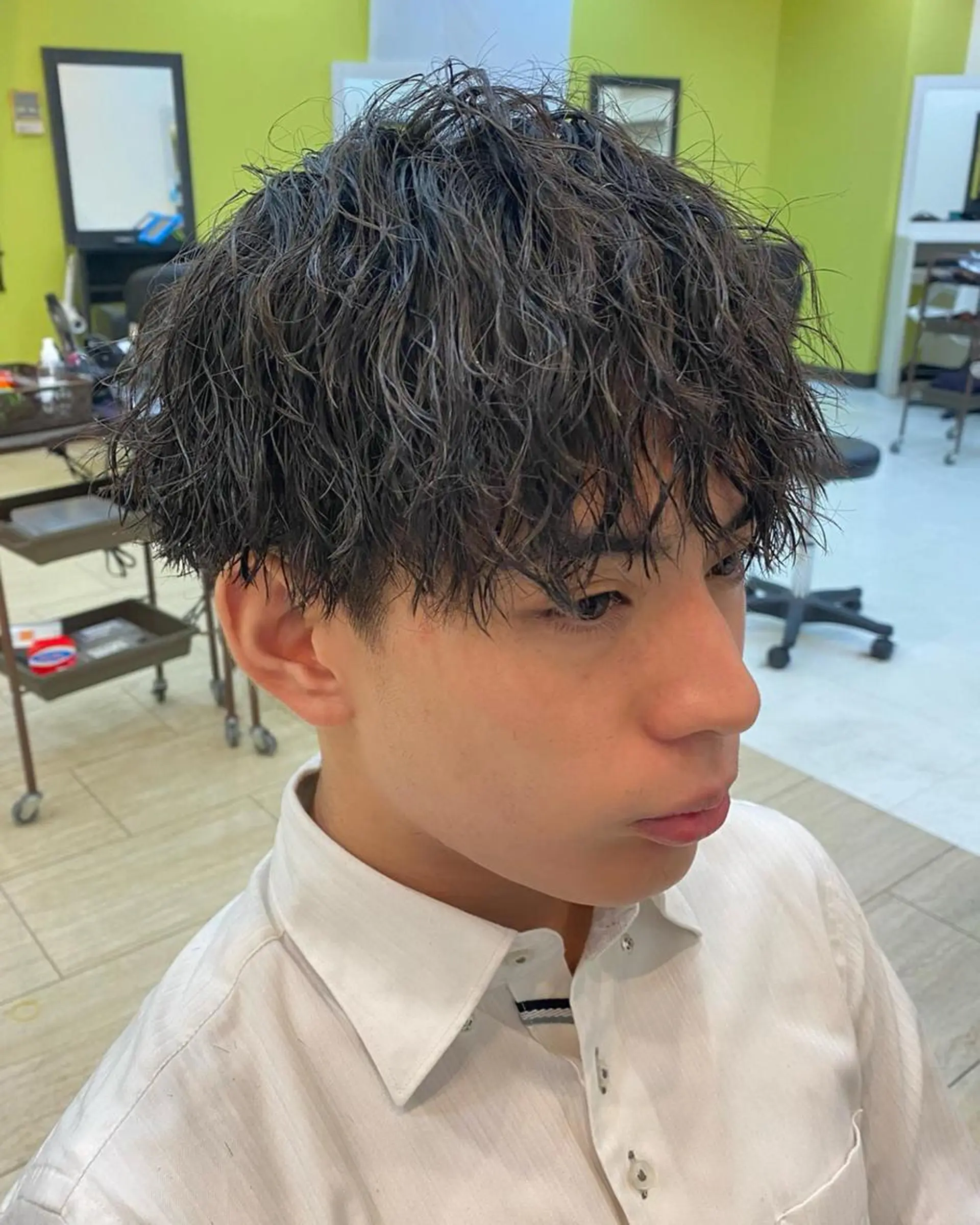 パーマ メンズ メンズパーマ プードルパーマ スペインカール メンズツイストパーマ ツイストスパイラルパーマ 年間2000名担当◎ パーマ職人/仲原佑樹のヘアスタイル