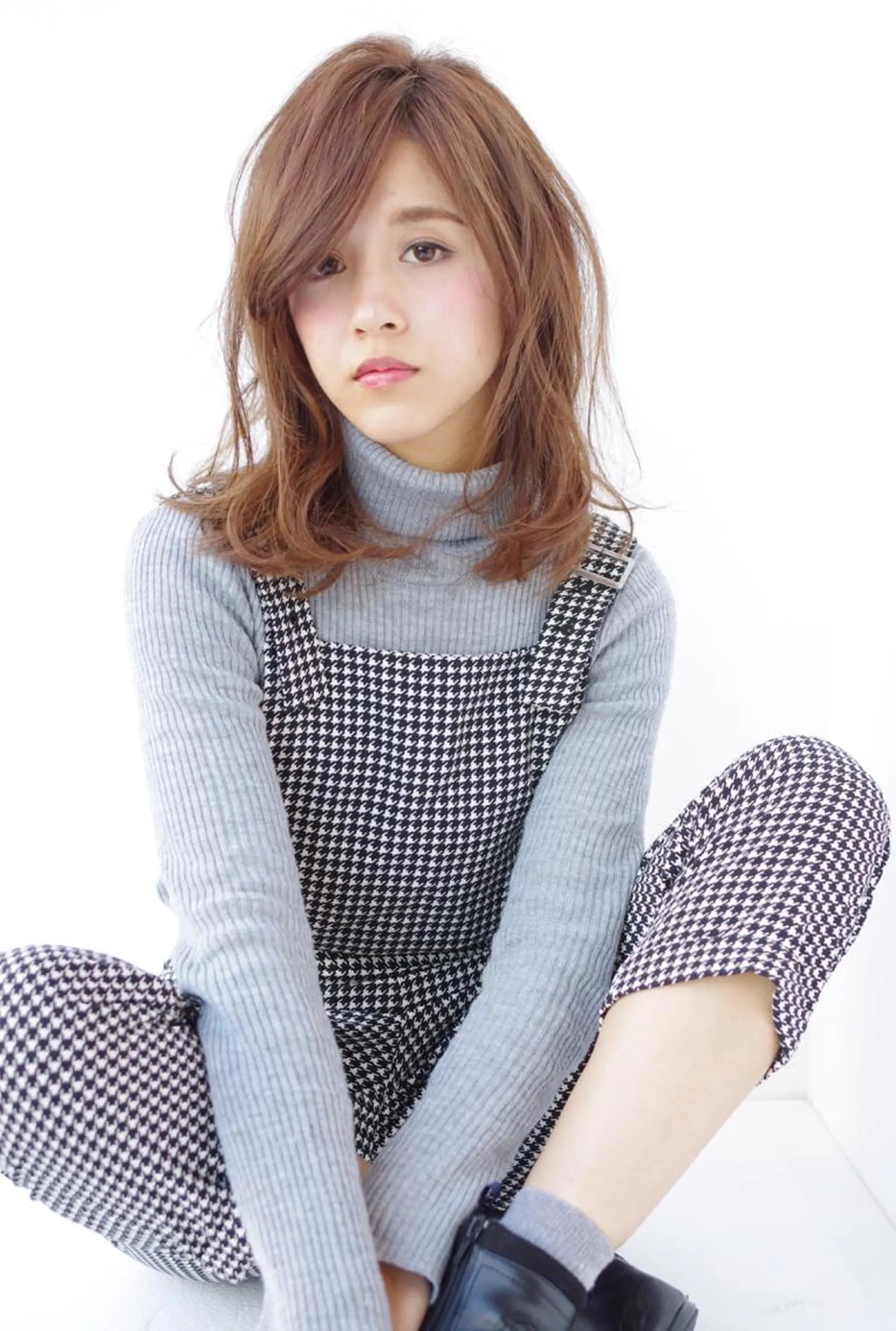 ミディアム ミディアムパーマ 伸ばしかけ hair-room a-to所属・ヘアールーム アートのヘアスタイル