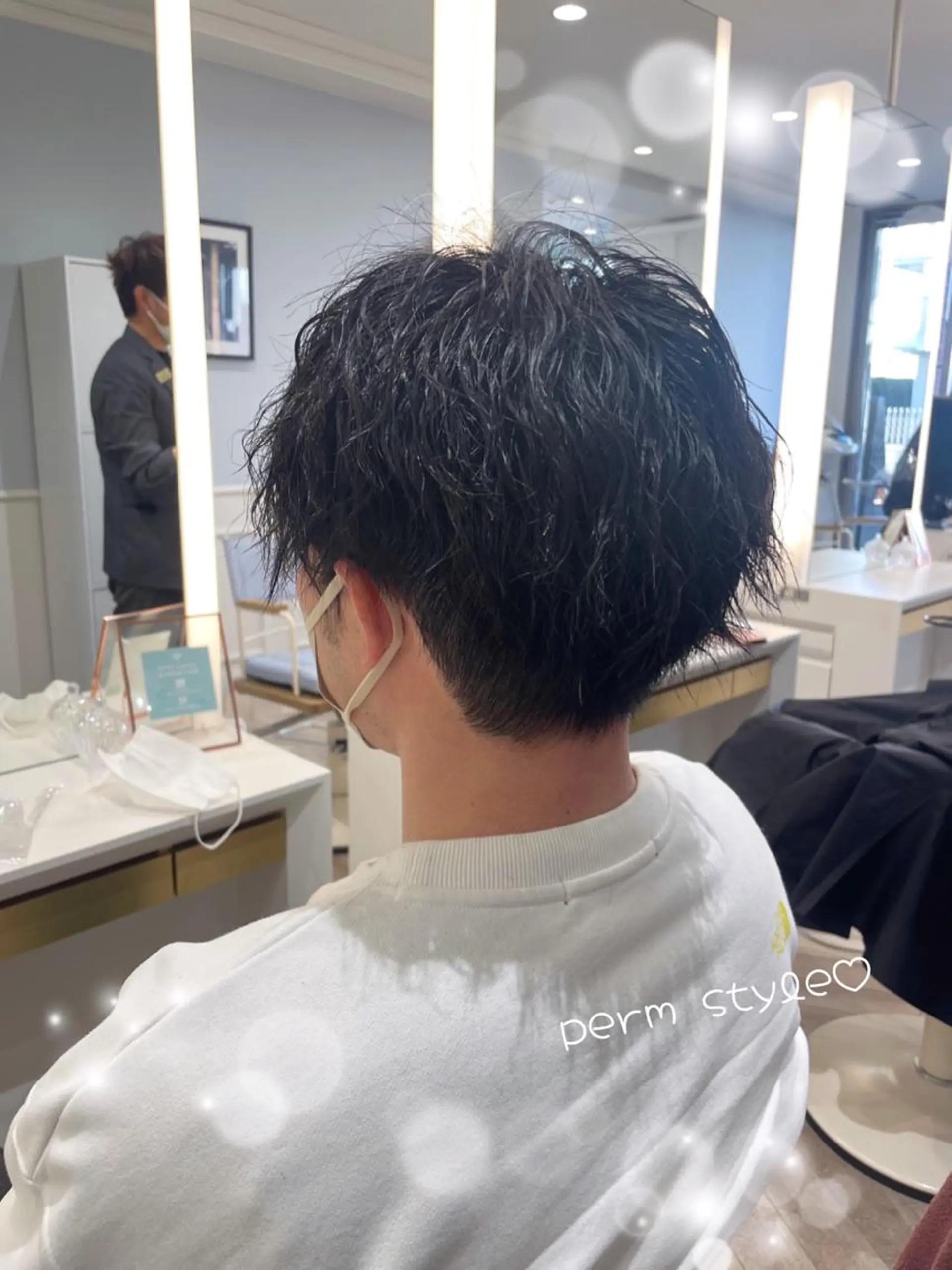 ショート パーマ メンズ 💐レイヤー/透明感 カラー💐智口彩香のヘアスタイル