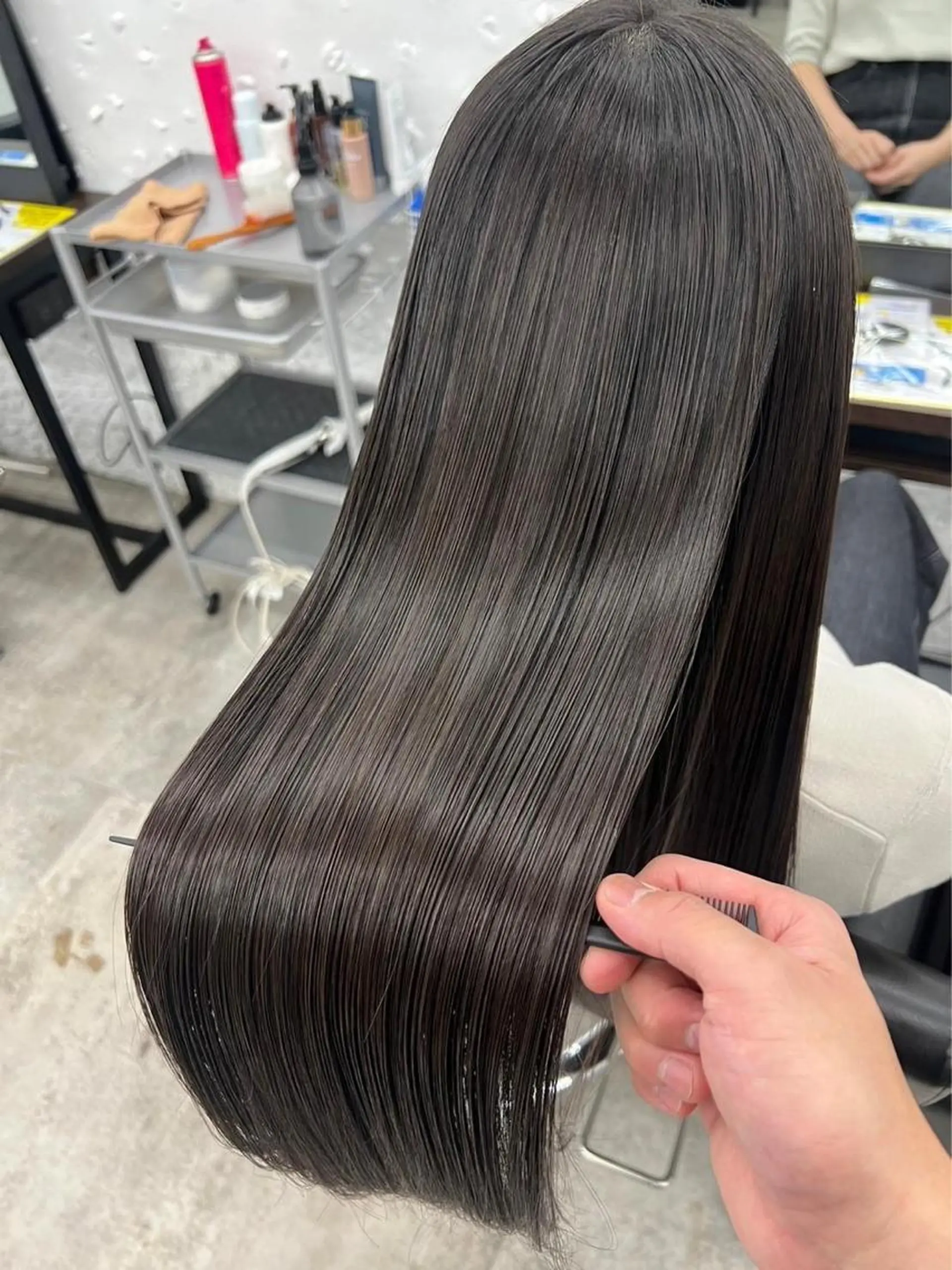 セミロング ショート✨ 薄井零のヘアスタイル