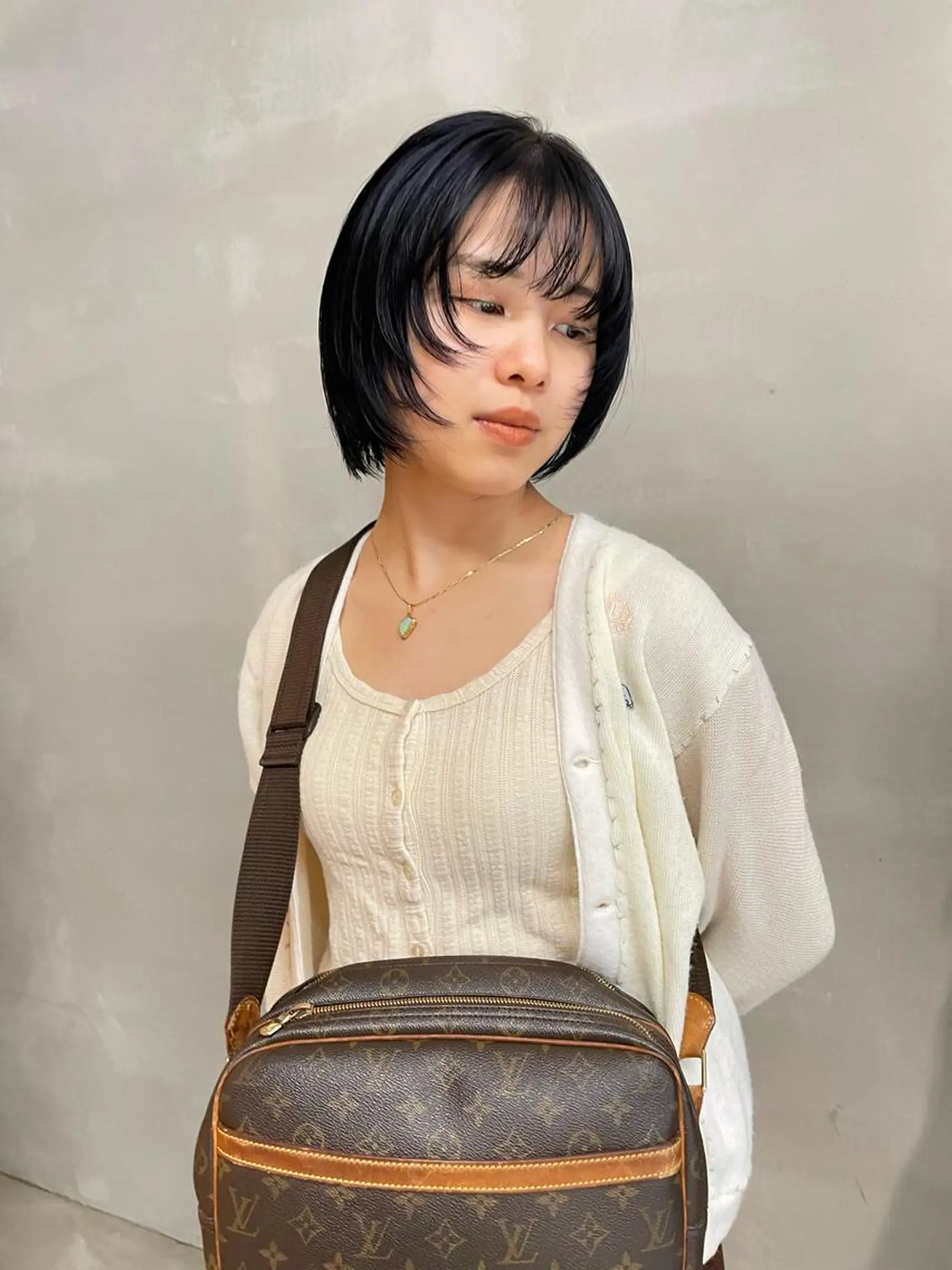 ミディアム カラー wewe: momoeのヘアスタイル