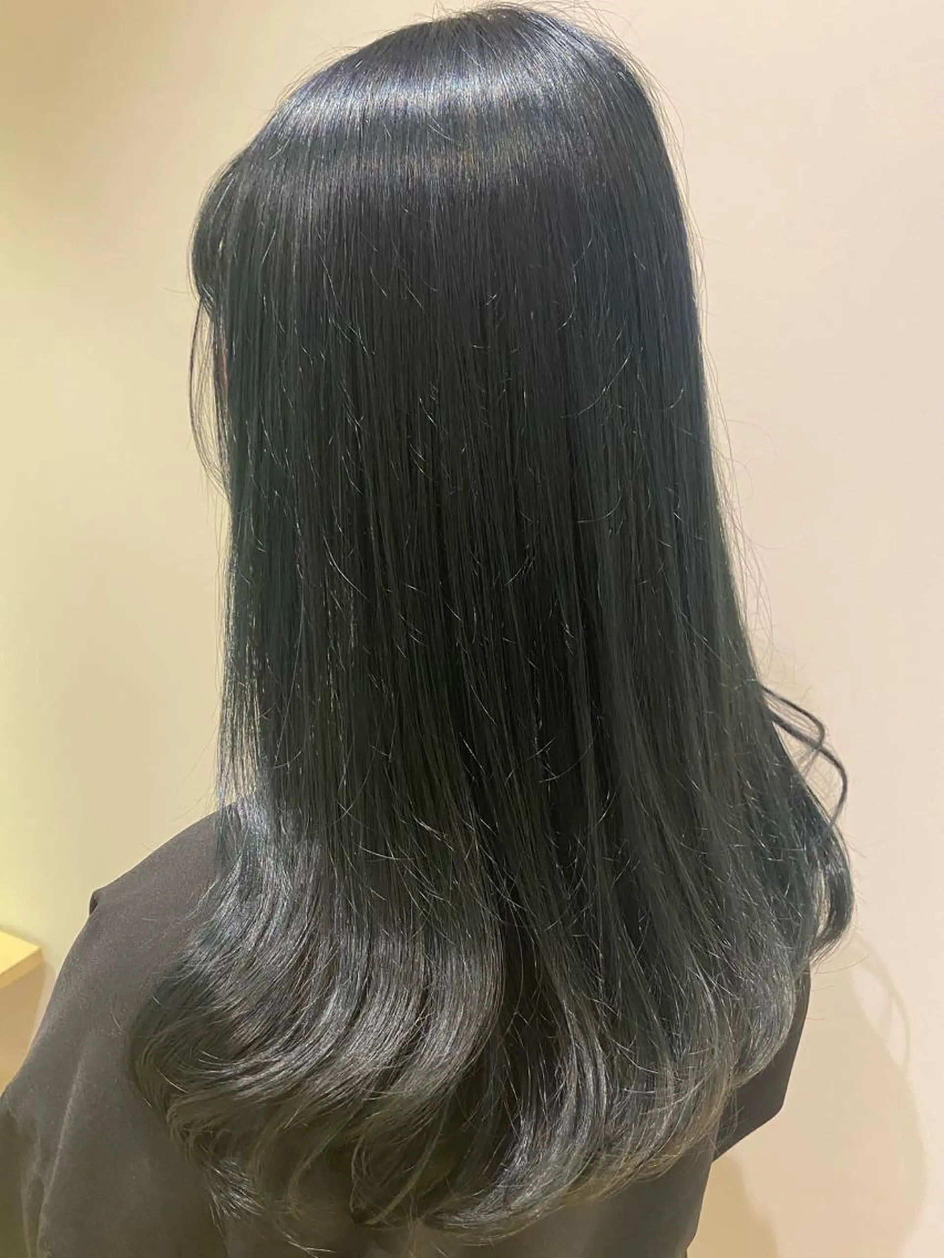 ミディアム カラー ヘアカラー トリートメント 🌹艶髪カラー🌹 津田晴加【西荻窪】のヘアスタイル