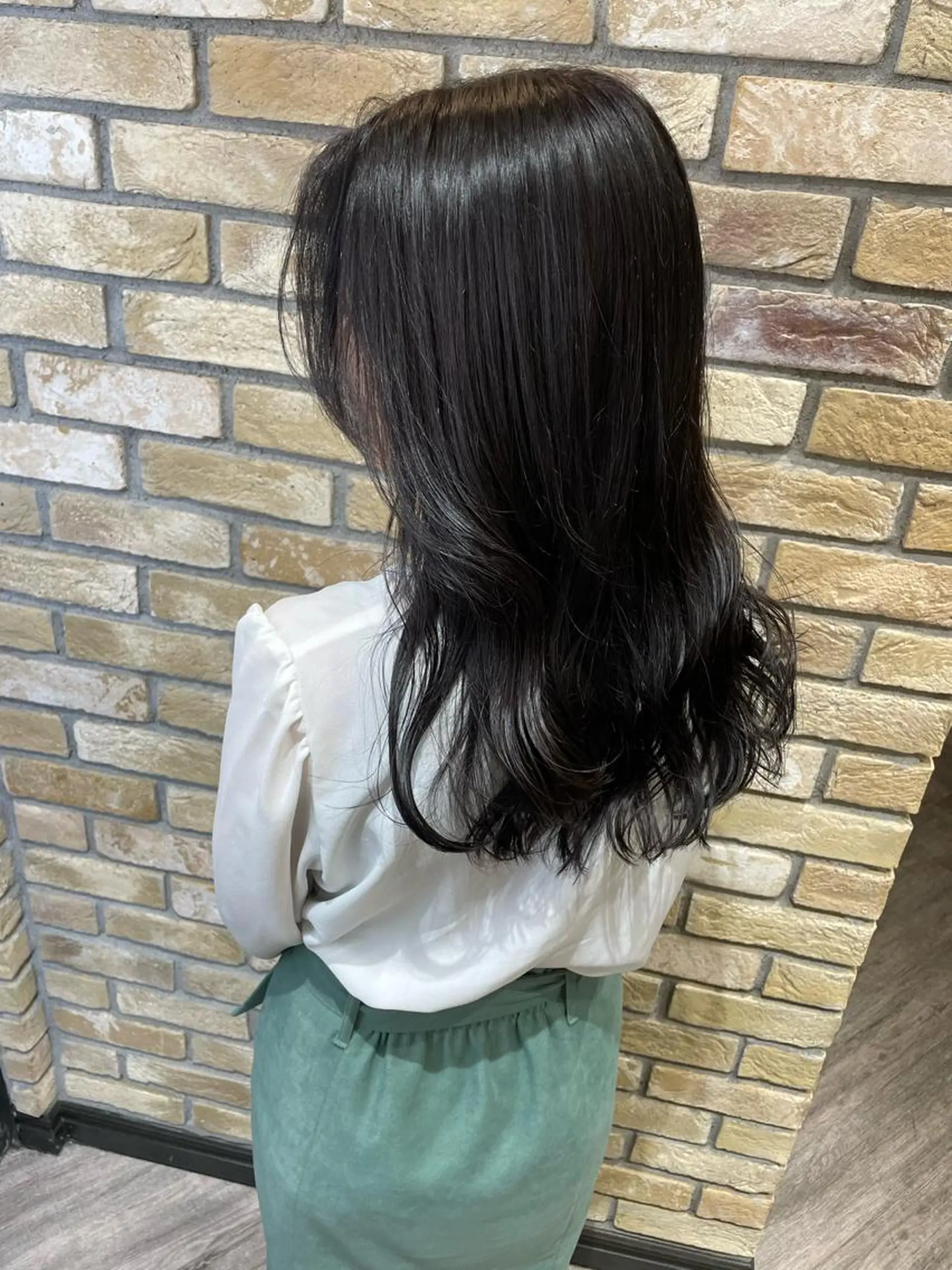 セミロング カラー ヘアアレンジ 🌟透明感カラー 🌟松岡勇輝のヘアスタイル