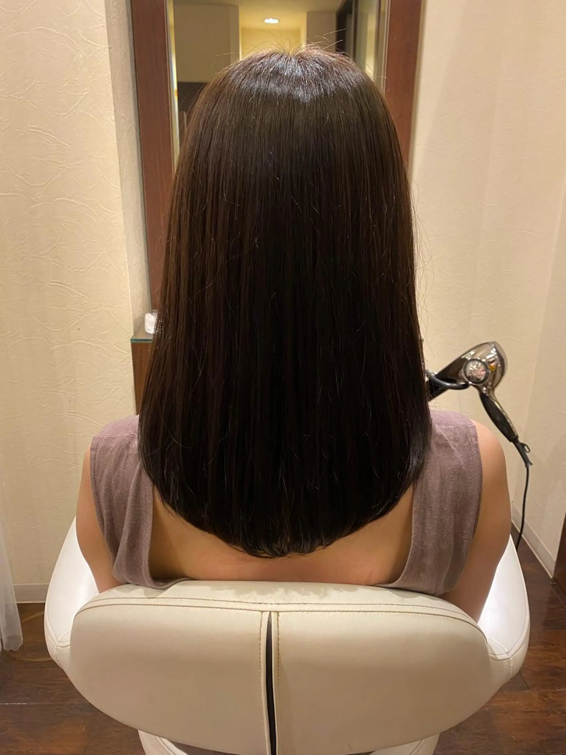 セミロング 艶ｶﾗｰ｜ｽﾄﾚｰﾄ 🍟yuki🍟のヘアスタイル