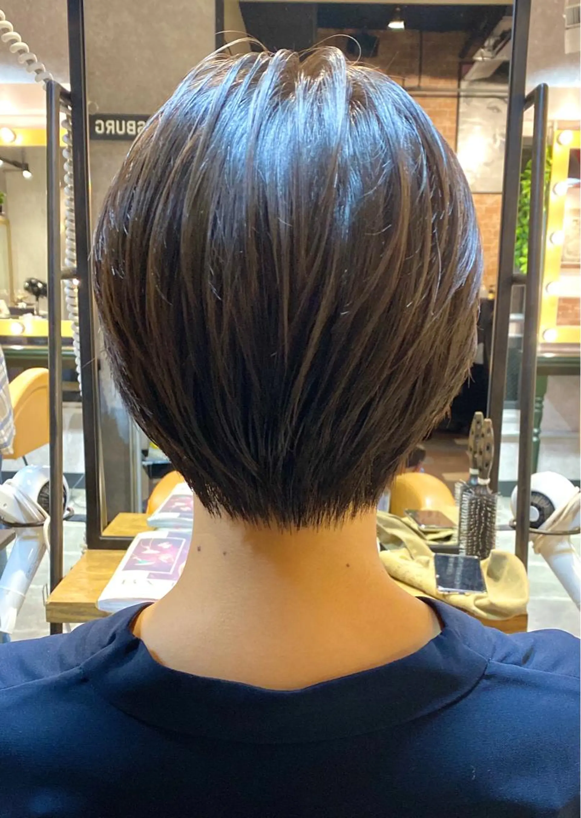 ショート カラー Lond re Maison.原宿のヘアスタイル