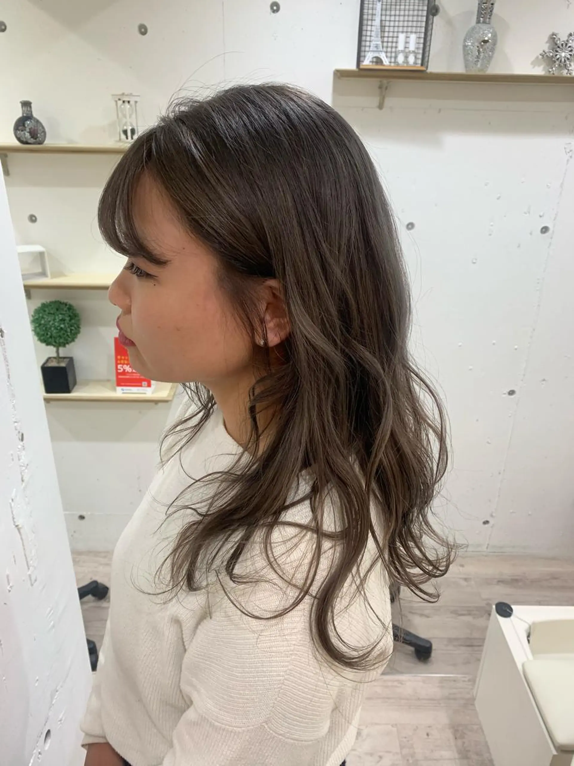 ロング カラー ブリーチ ヘアカラー トリートメント 🍑艶髪✖️暖色系 ✨momoka🍑のヘアスタイル