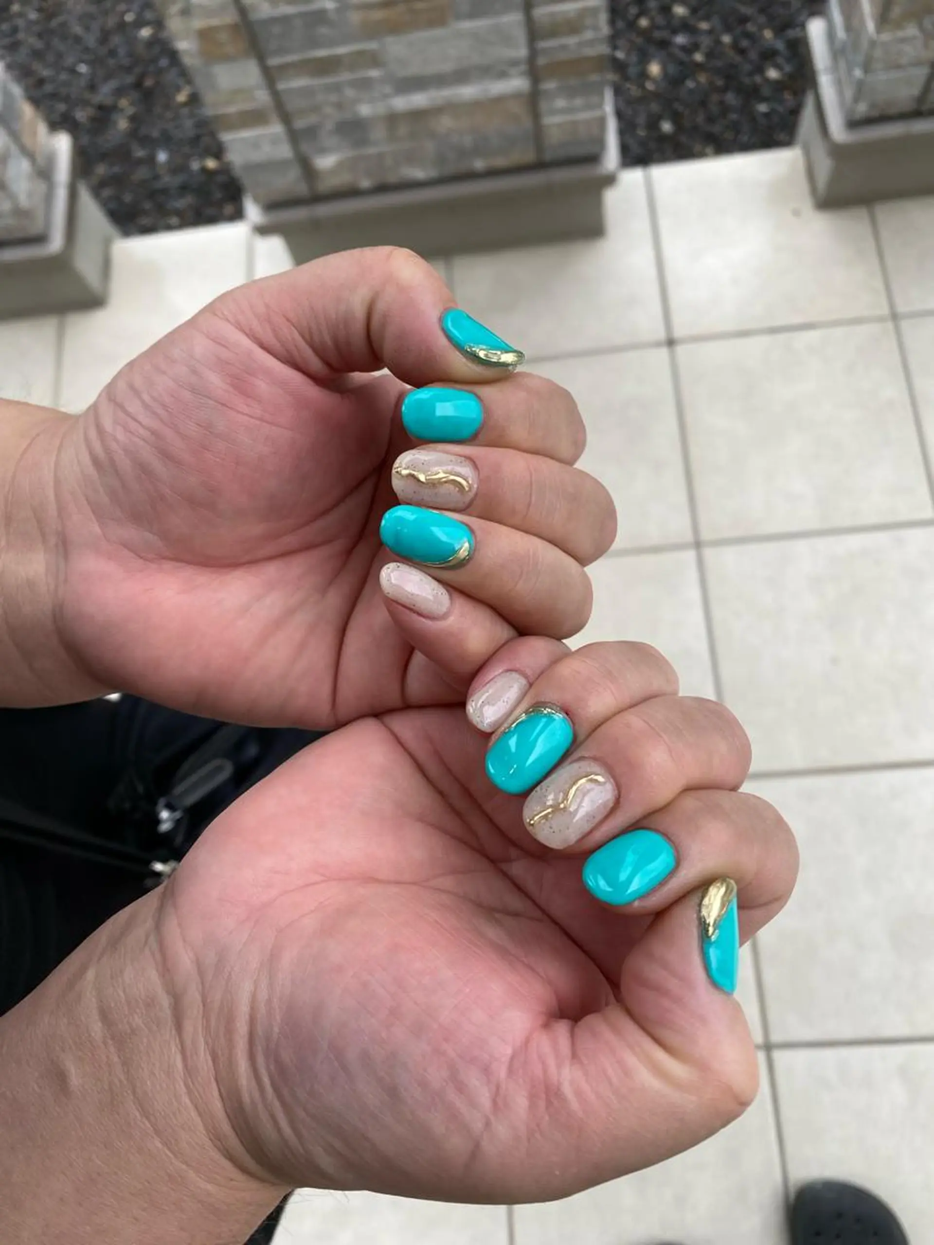 ネイル ミラーネイル 自宅サロン FeelFreeのネイルデザイン