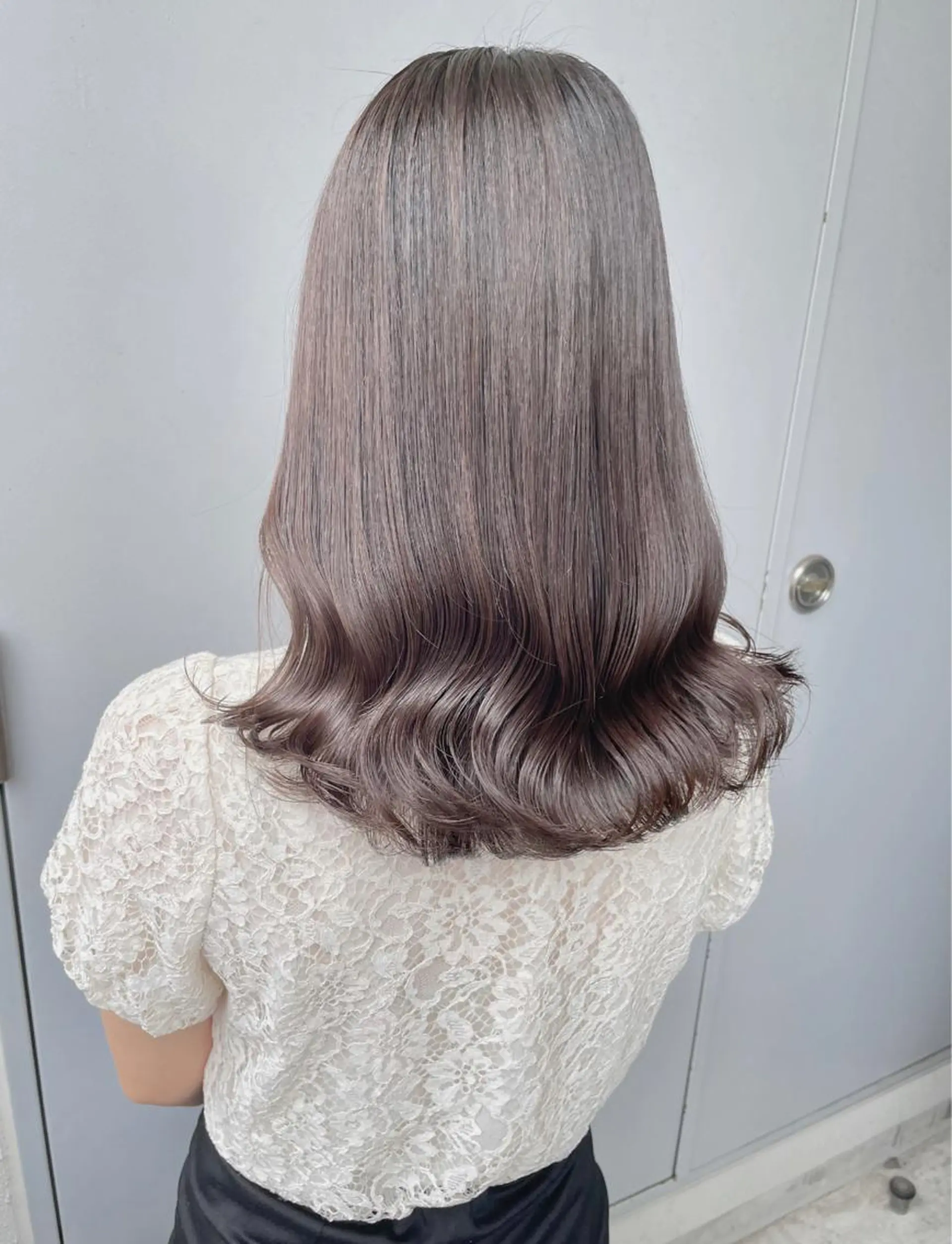 ロング カラー カット ヘアカラー トリートメント ヘッドスパ ヘアセット ベージュカラー💖 やすひろのヘアスタイル