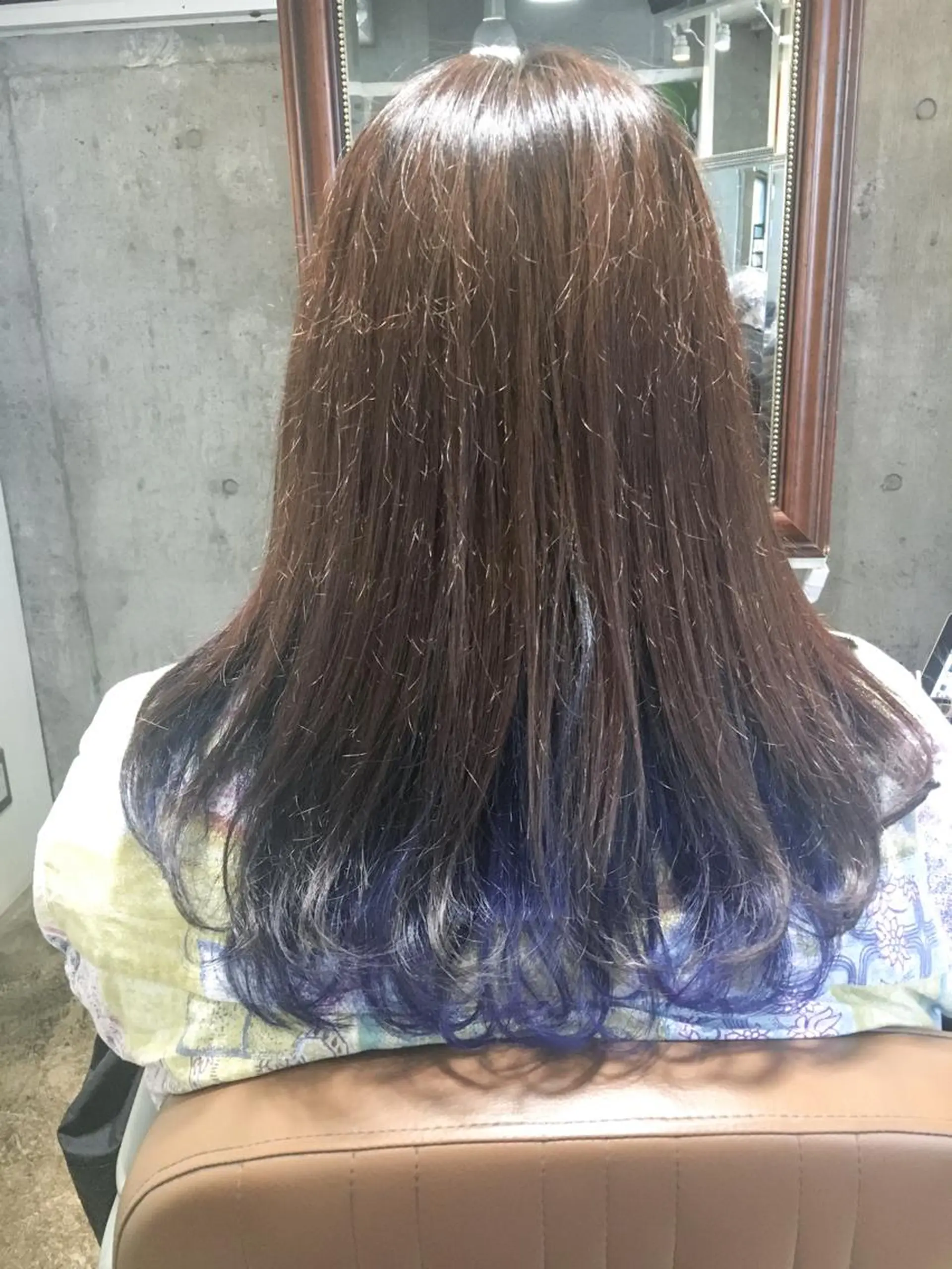 セミロング カラー ブルーカラー 北條 優輝のヘアスタイル