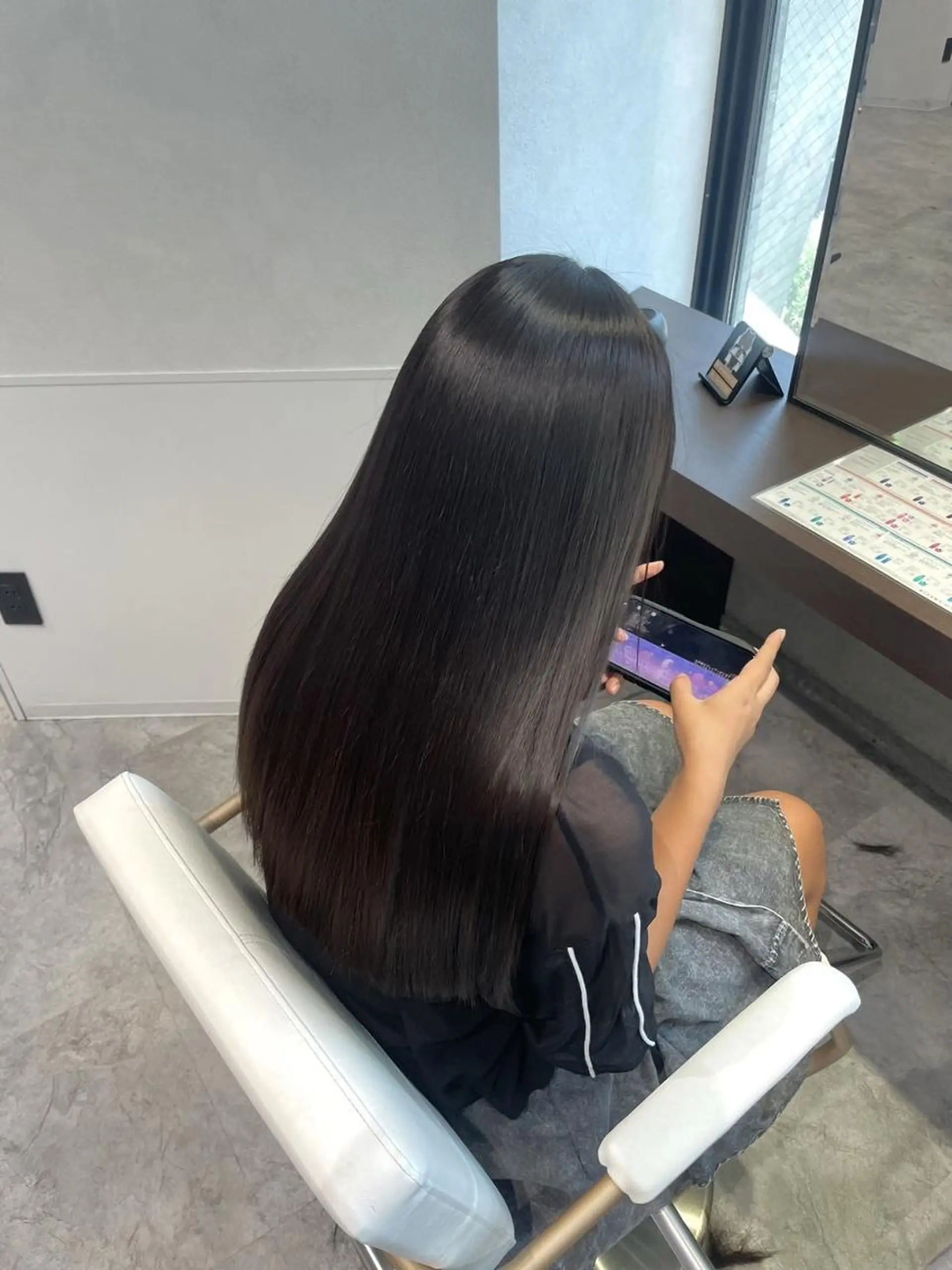 ロング 縮毛矯正 縮毛矯正特化🩰 竹口はるかのヘアスタイル