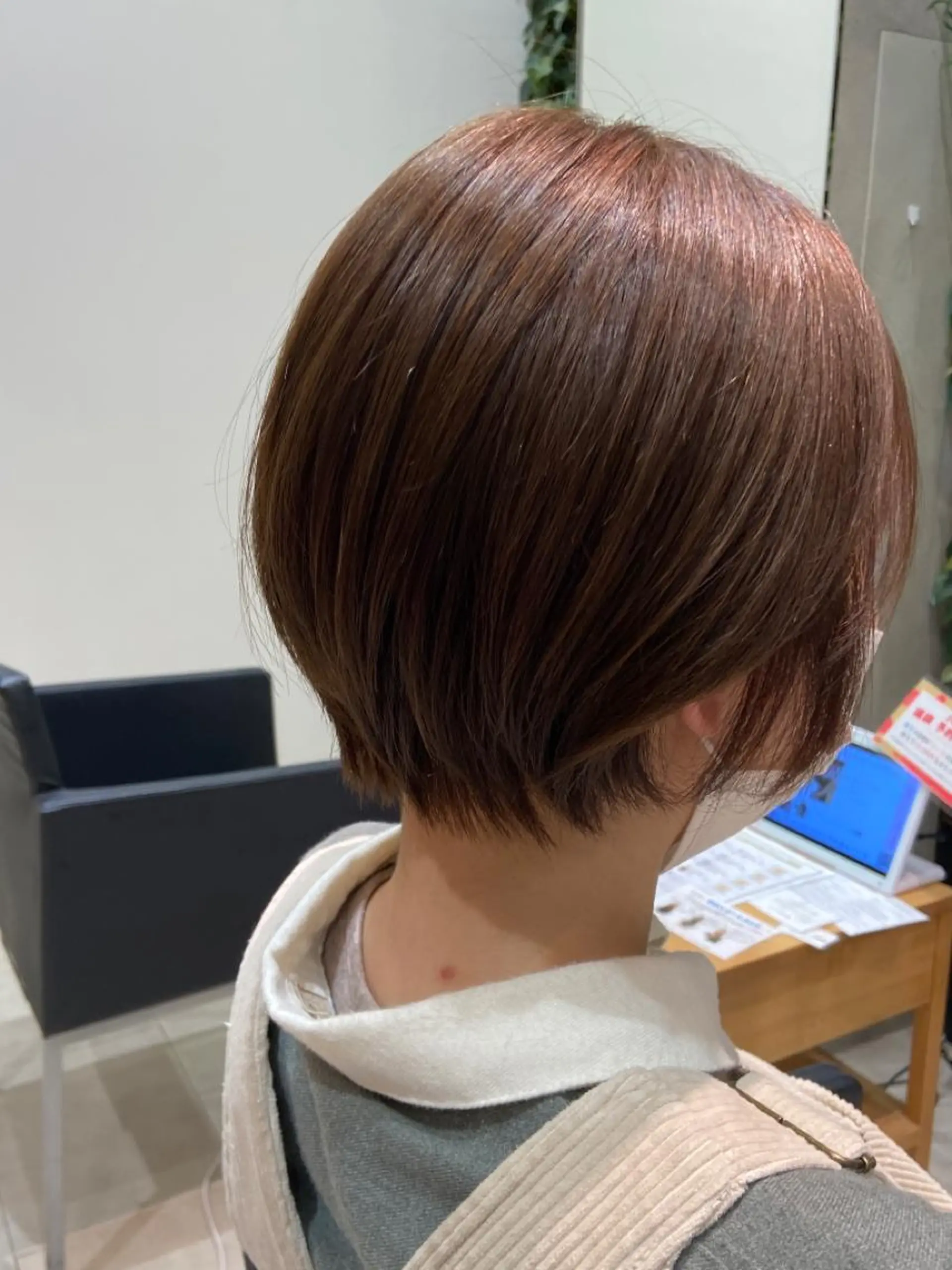 ショート カット Lolonois 森ノ宮【 yui 】のヘアスタイル