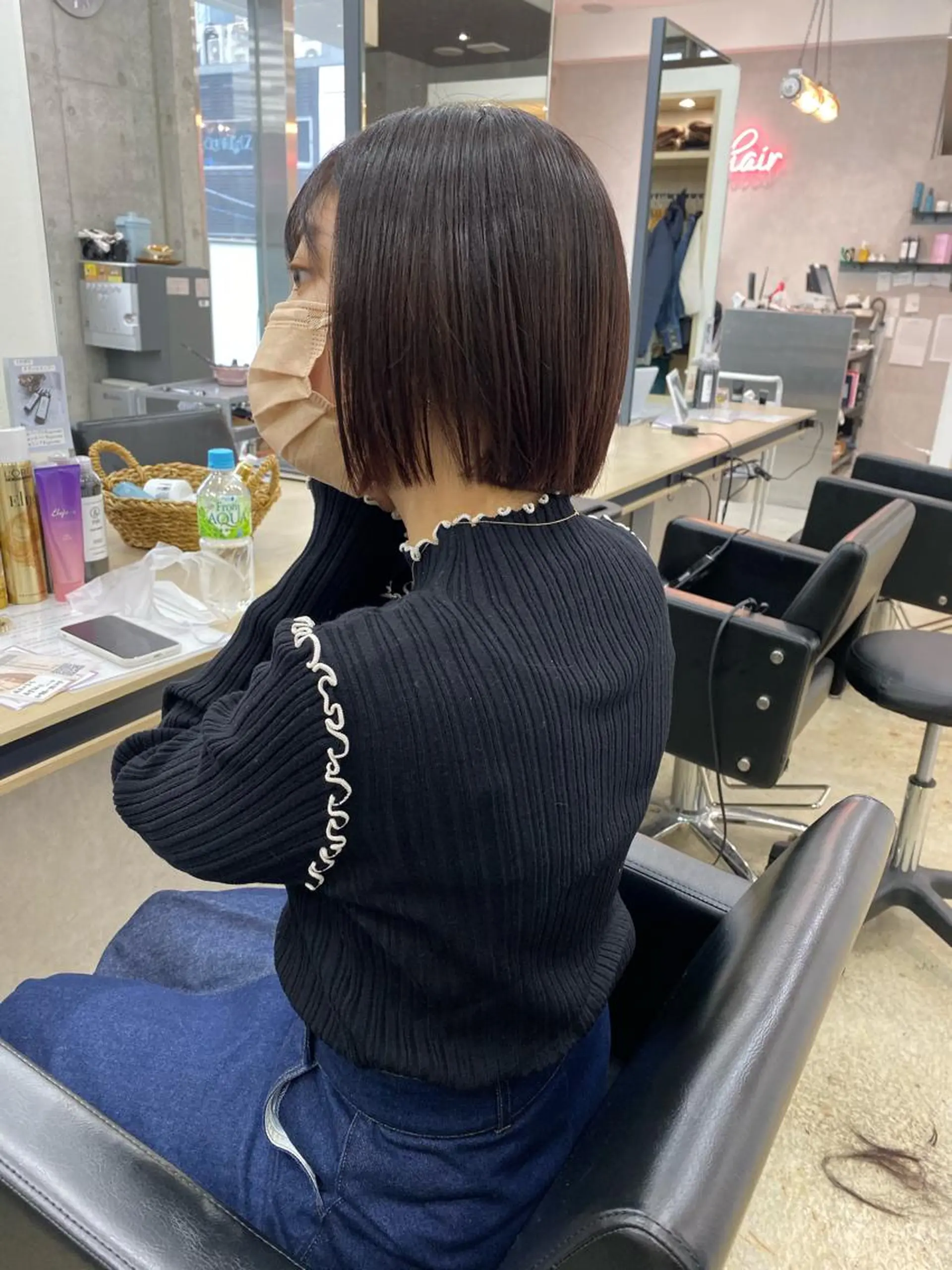 ショート カラー オリーブ/アッシュ やわらか透明感カラーのヘアスタイル