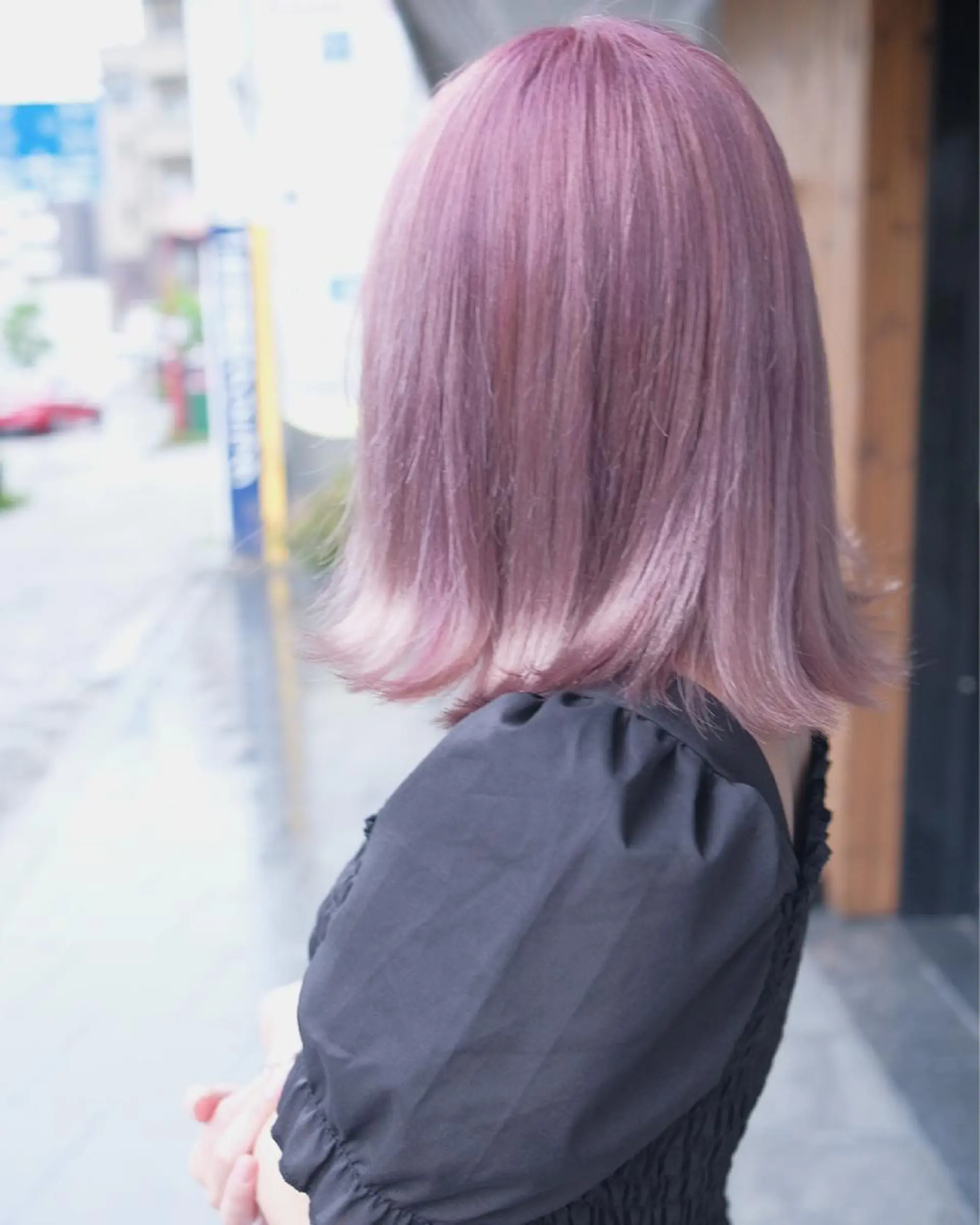 ミディアム カラー ヘアアレンジ ハイトーンカラー 外ハネヘア カット ヘアカラー 竹内啓太 ボブのヘアスタイル