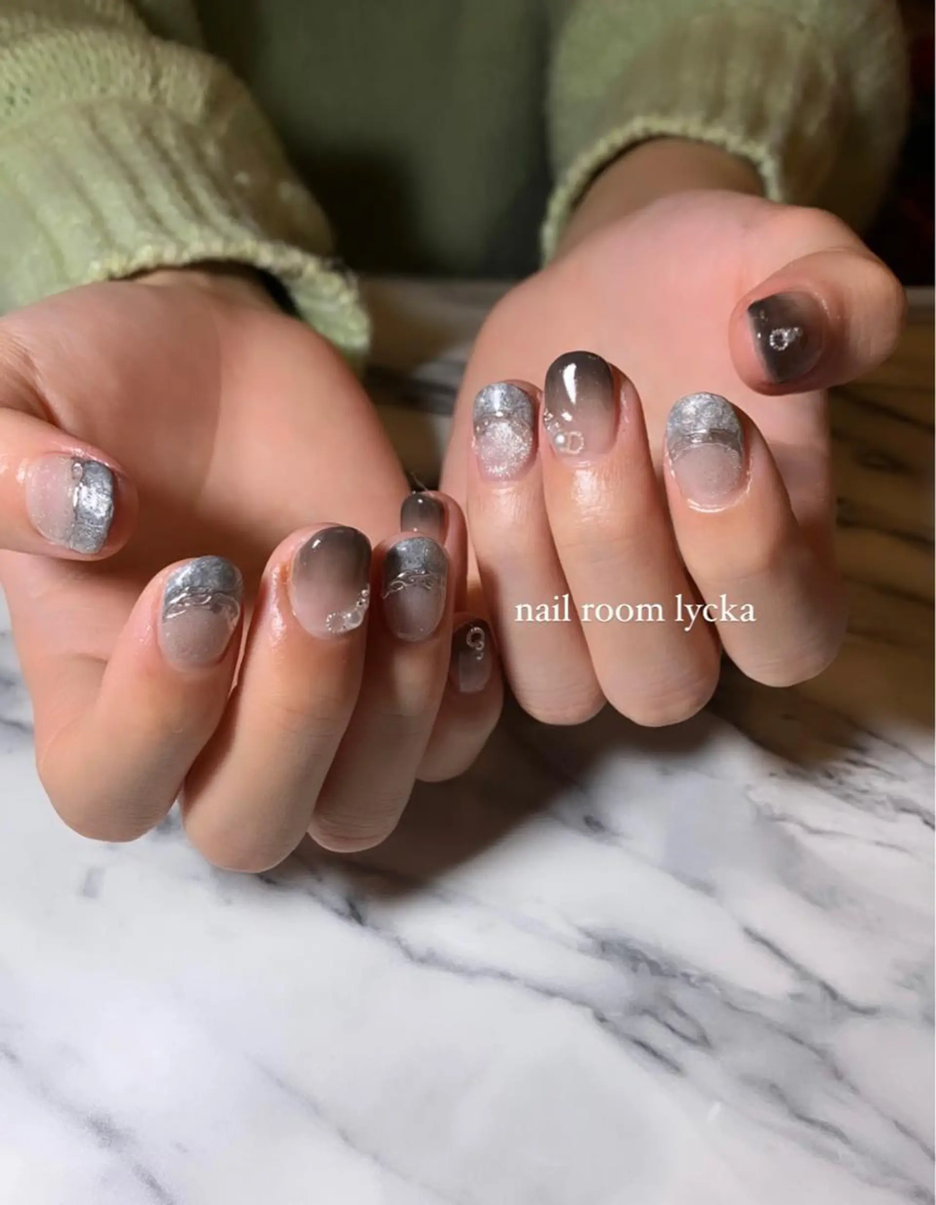 ネイル ﾈｲﾙﾙｰﾑﾘｯｶ 𝐦𝐚𝐲𝐮のネイルデザイン