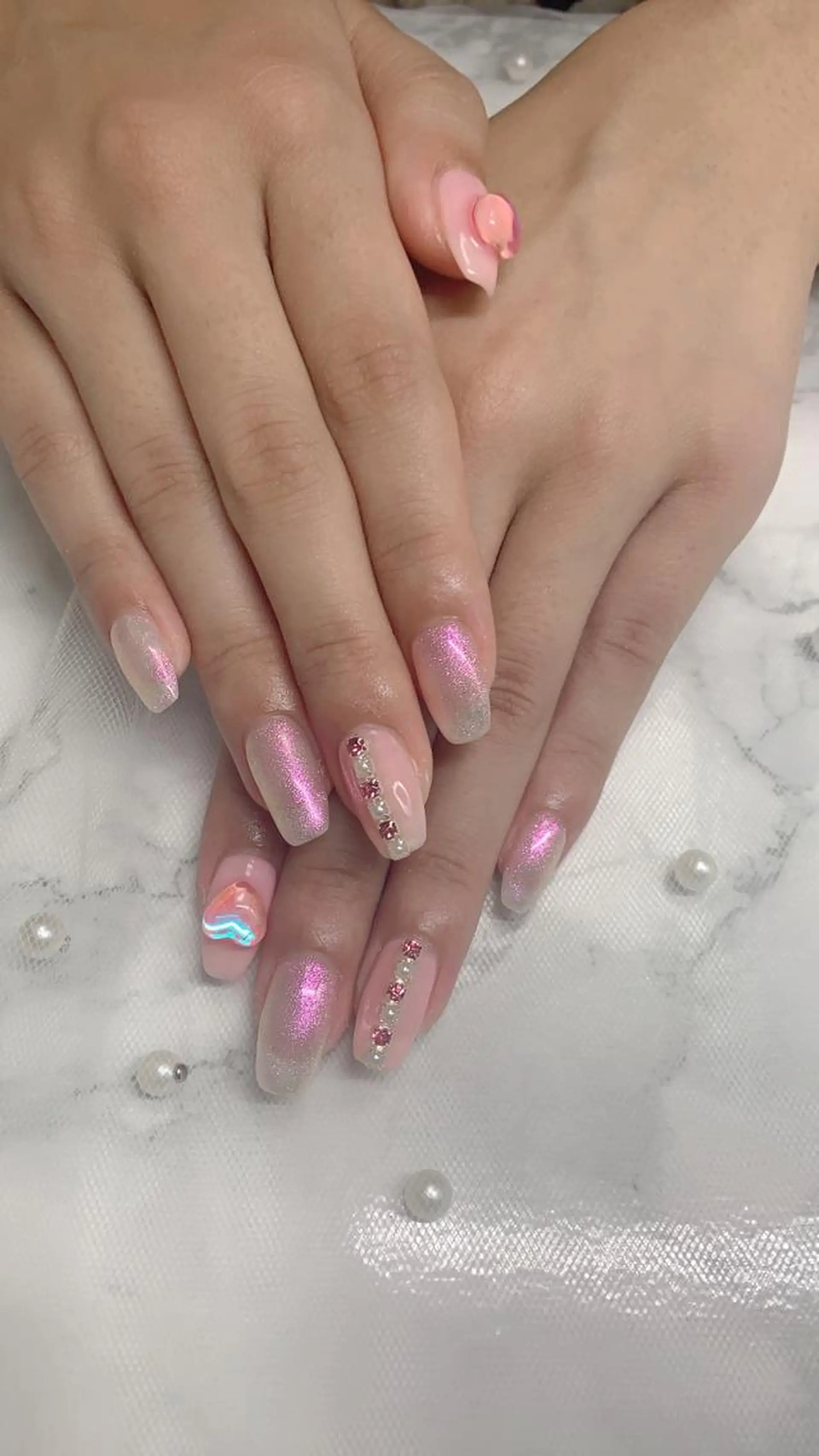 ネイル はな💎ネイル ワンホン、長さ出しのネイルデザイン